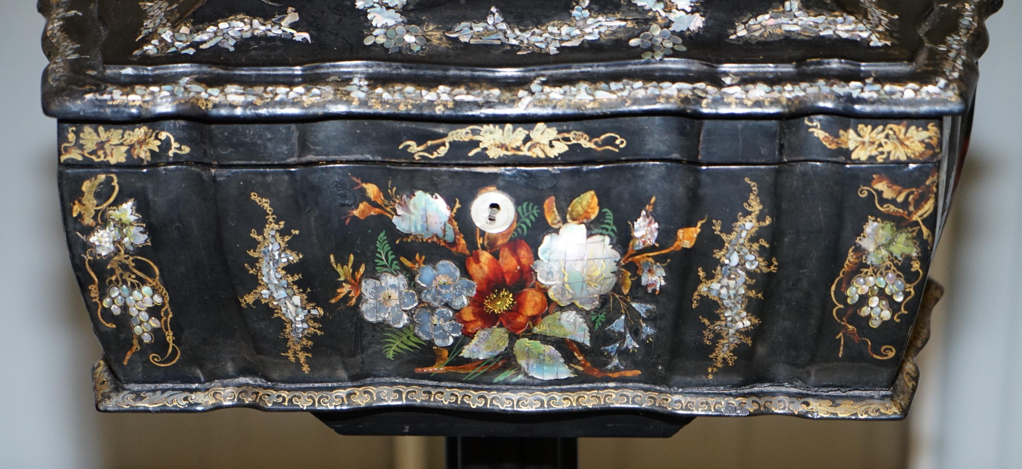 Sublime Victorian Mother of Papier Mâché Hand Painted Sewing Work Box 2