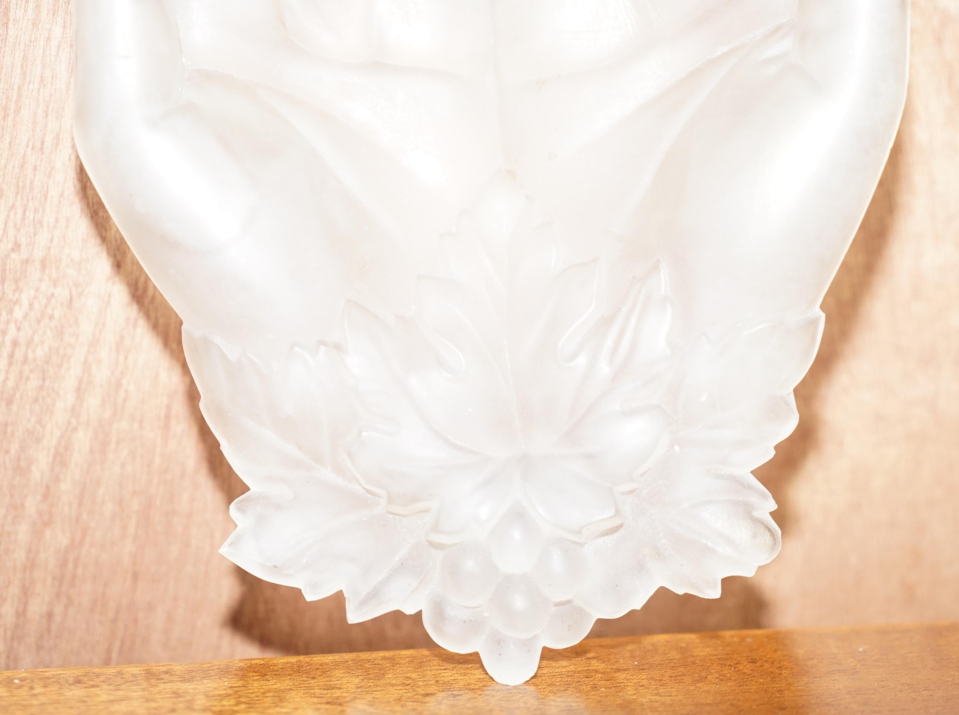 Sublime bandeja victoriana para servir bombones bañada en plata Manos ahuecadas de cristal extraíble en Excelente estado para la venta en West Sussex, Pulborough