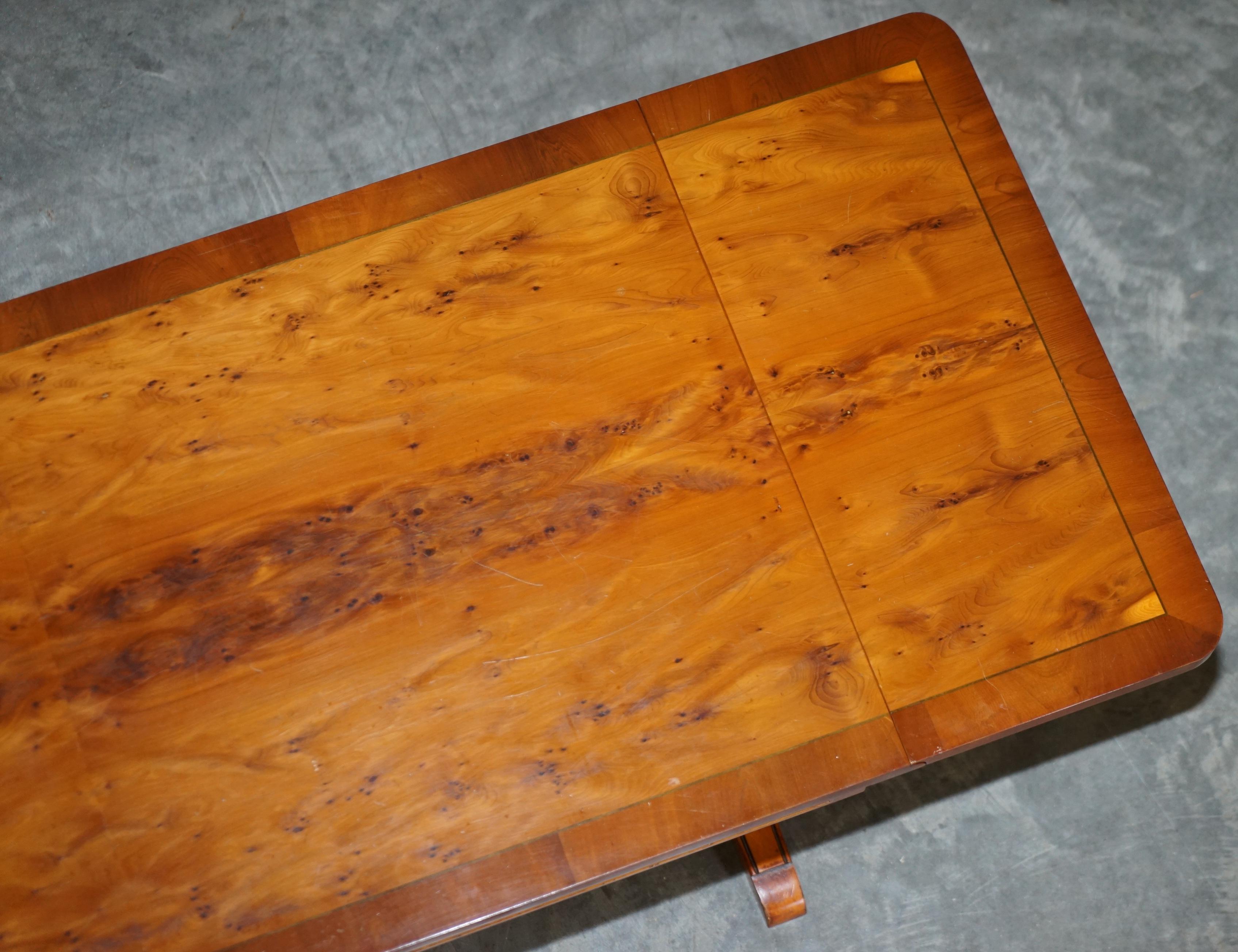 Sublime Vintage Bevan Funnell Extending Burr Yew Wood Coffee Table Part of Suite For Sale 13