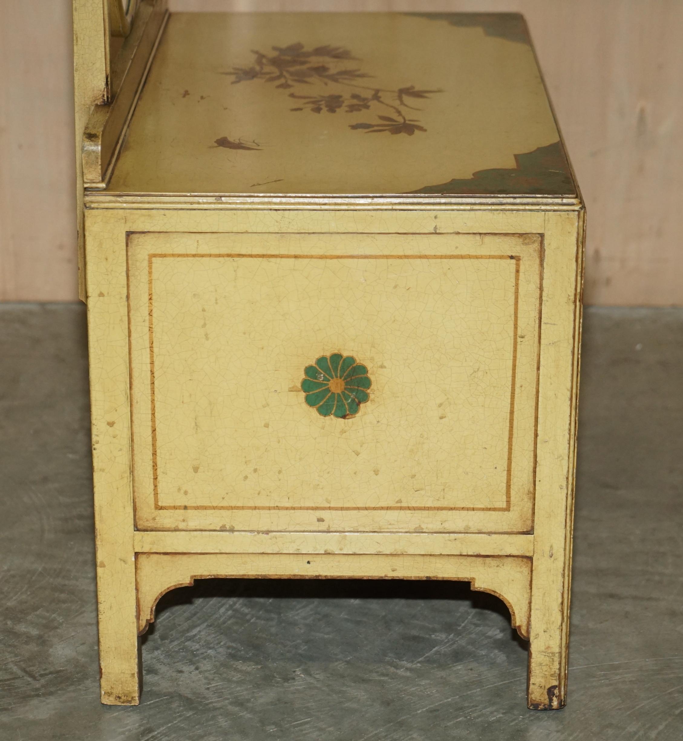 Sublime Vintage Chinese Chinoiserie Chest of Drawers with Mirror Dressing Table For Sale 10
