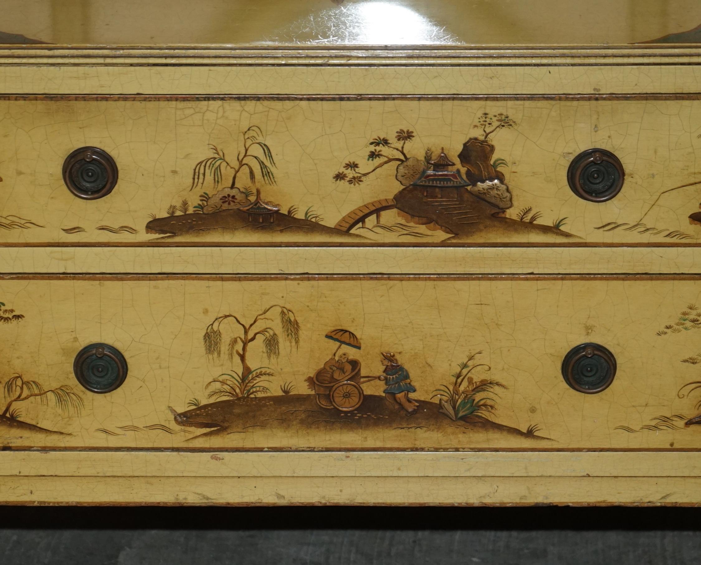 Oak Sublime Vintage Chinese Chinoiserie Chest of Drawers with Mirror Dressing Table For Sale