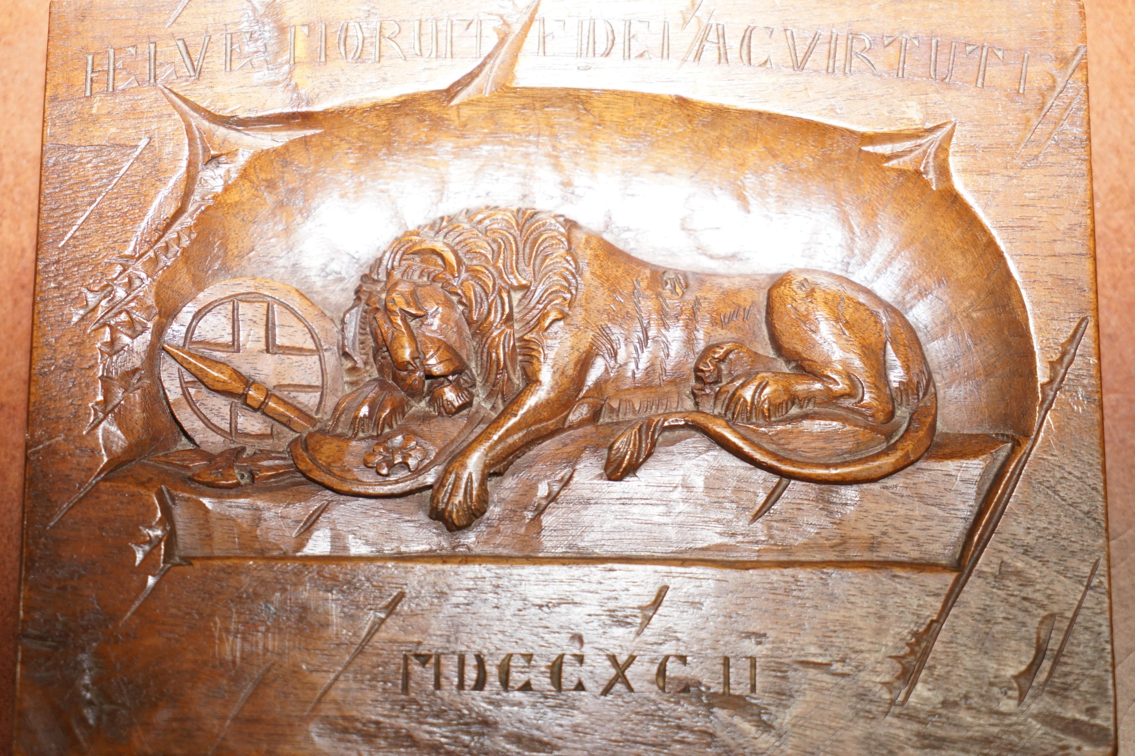 English Sublime Vintage Hand Cavred Wooden Plaque & Documents of the Lion of Lucerne For Sale