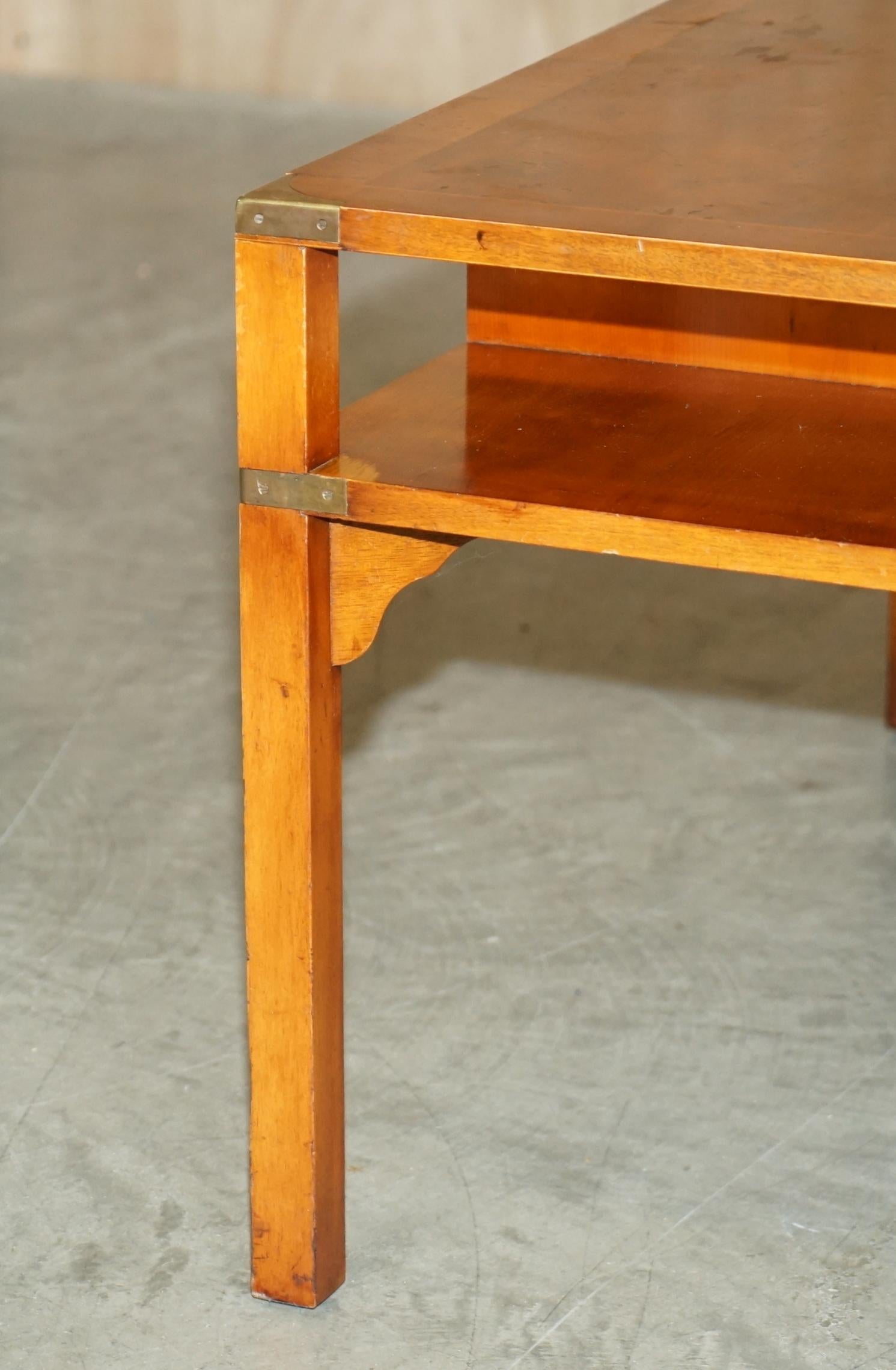 Sublime Vintage Military Campaign Burr Yew Wood Coffee Table with Book Shelf For Sale 14