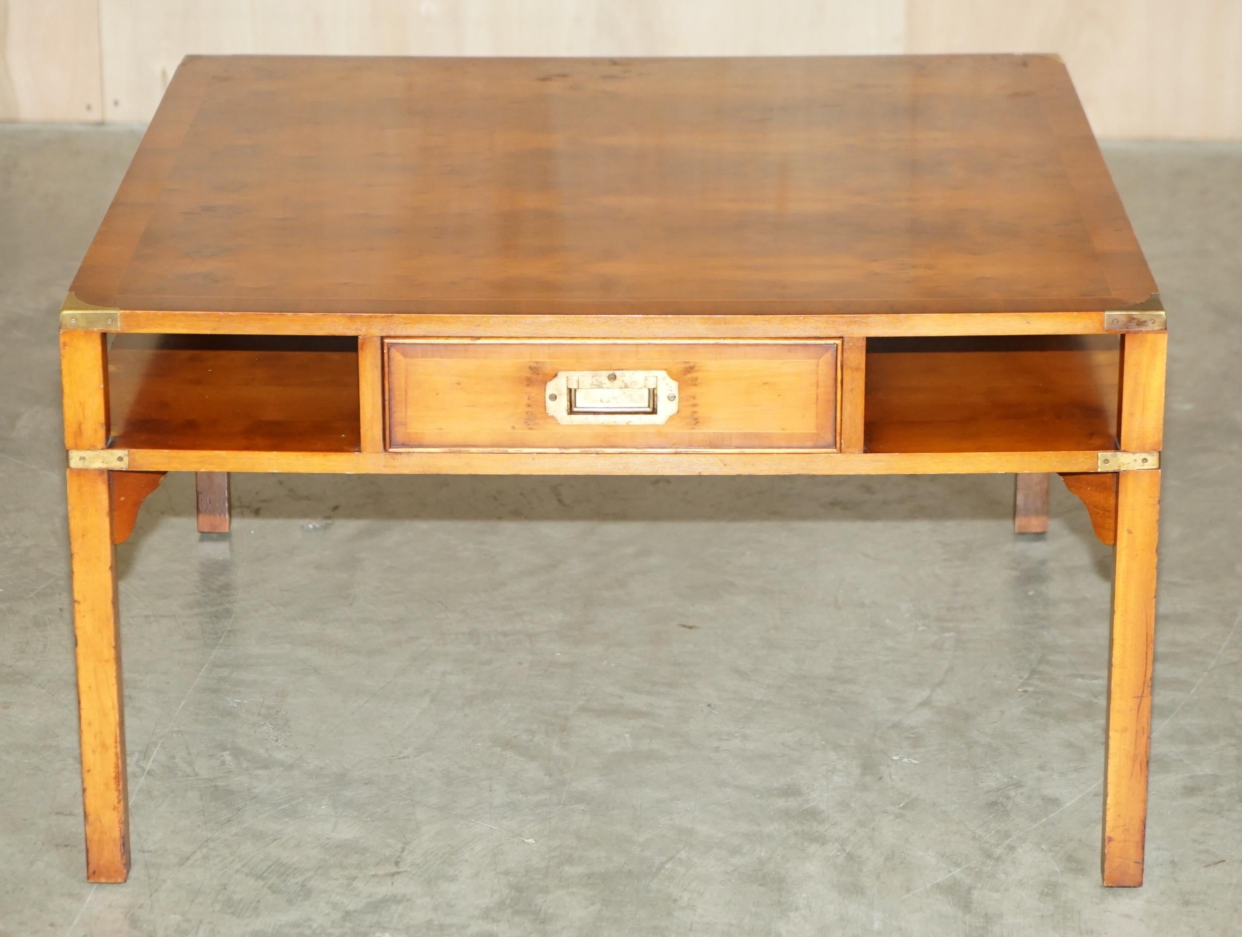 English Sublime Vintage Military Campaign Burr Yew Wood Coffee Table with Book Shelf For Sale