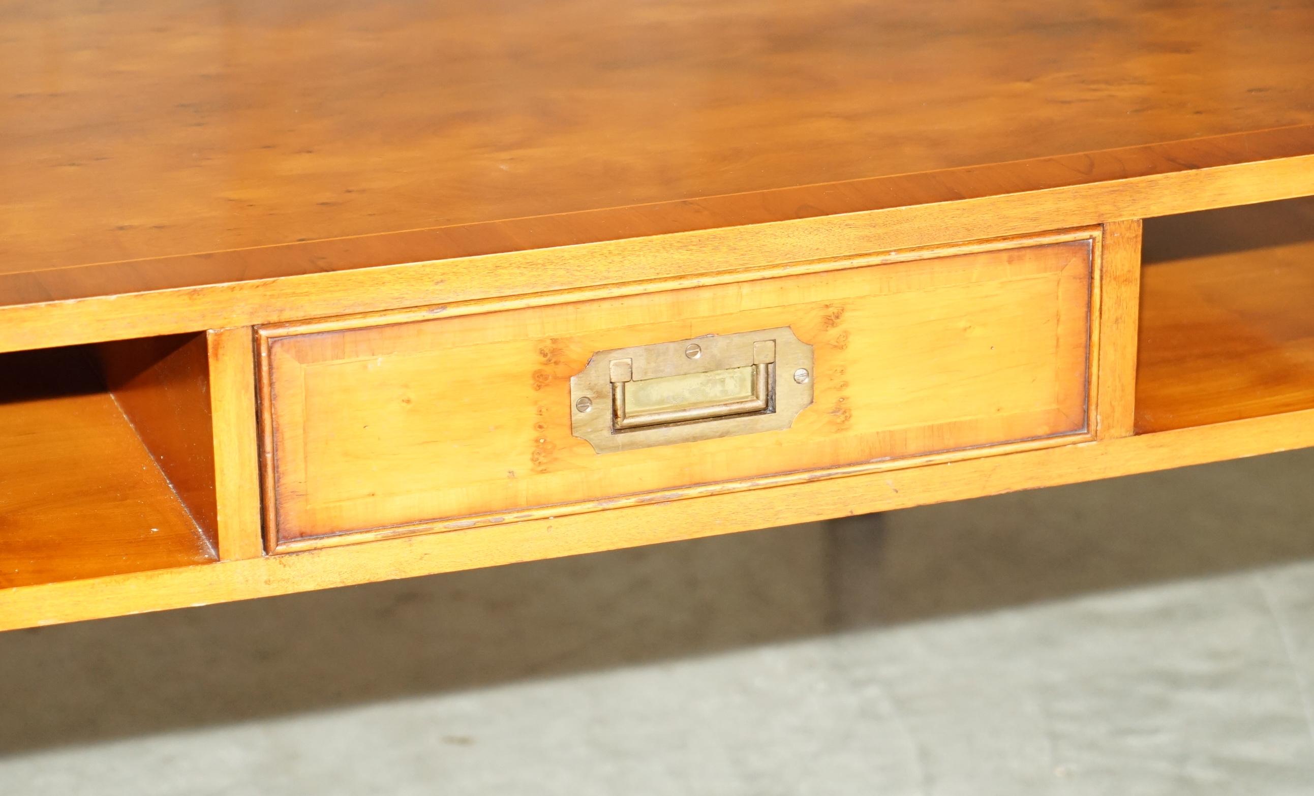 Hand-Crafted Sublime Vintage Military Campaign Burr Yew Wood Coffee Table with Book Shelf For Sale