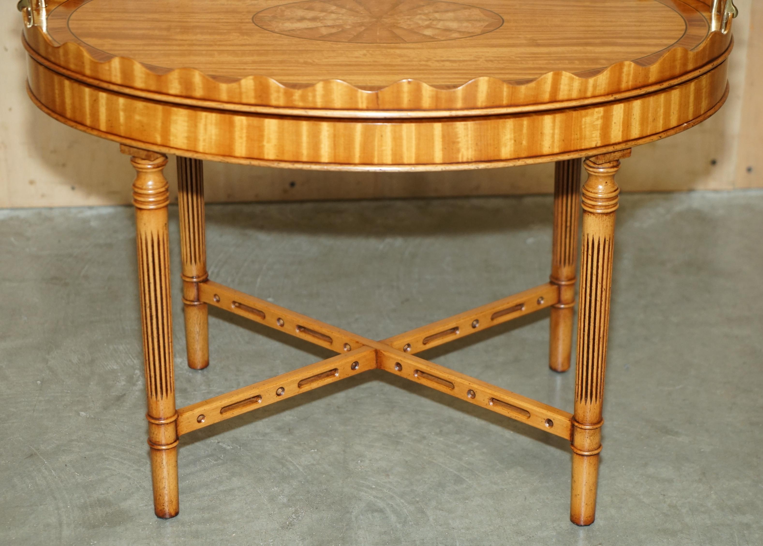 SUBLIME ViNTAGE SHERATON REVIVAL SATINWOOD REMOVABLE TRAY TABLE TOP COFFEE TABLE For Sale 1