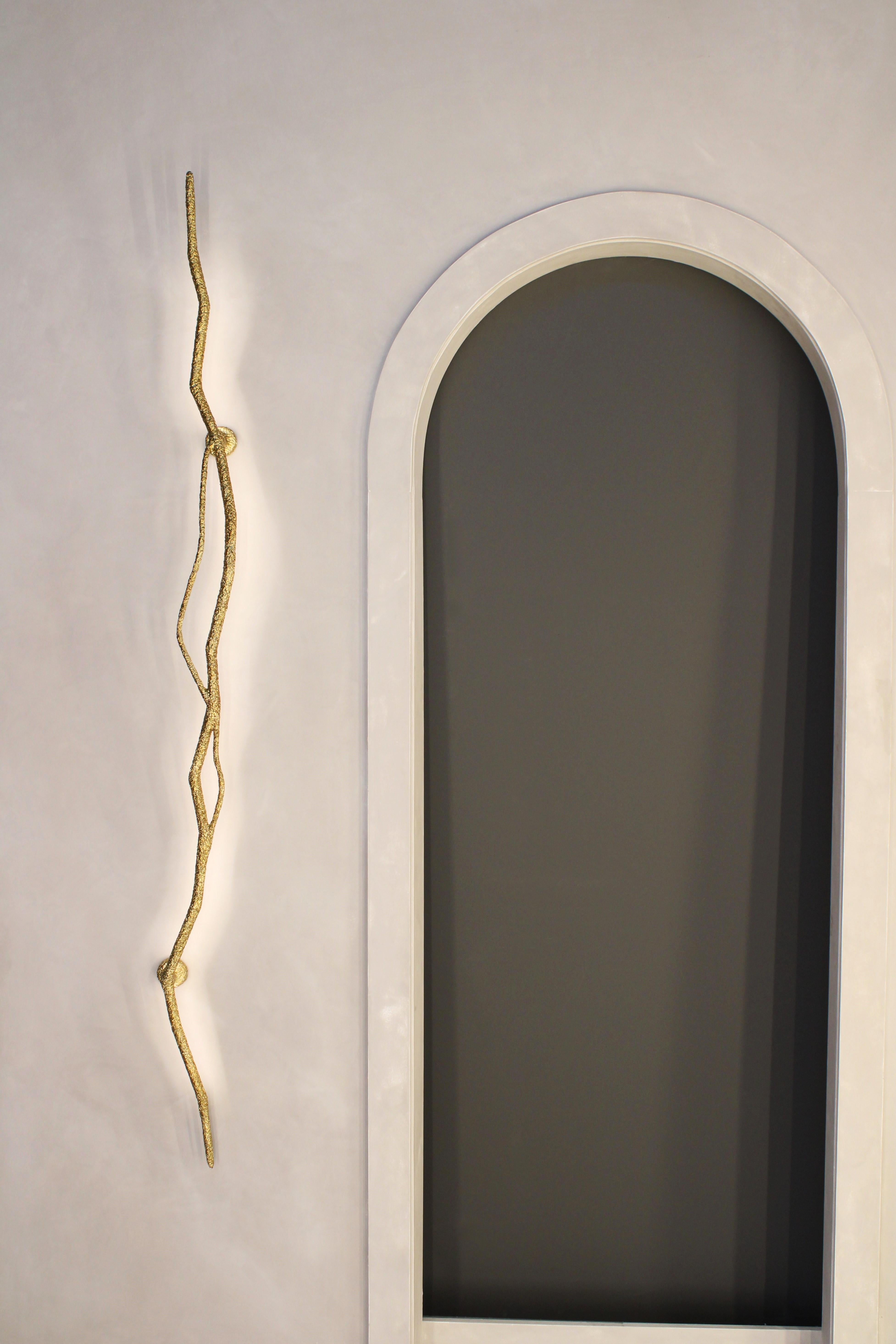 Lámpara de pared Sublime by Aver
Dimensiones: P 7 x An 20 x Al 185 cm 
Materiales: Vidrio y metal.

Disponible en distintos acabados. Todas nuestras lámparas pueden cablearse según cada país. Si se vende a EE.UU., se cableará para ese país, por