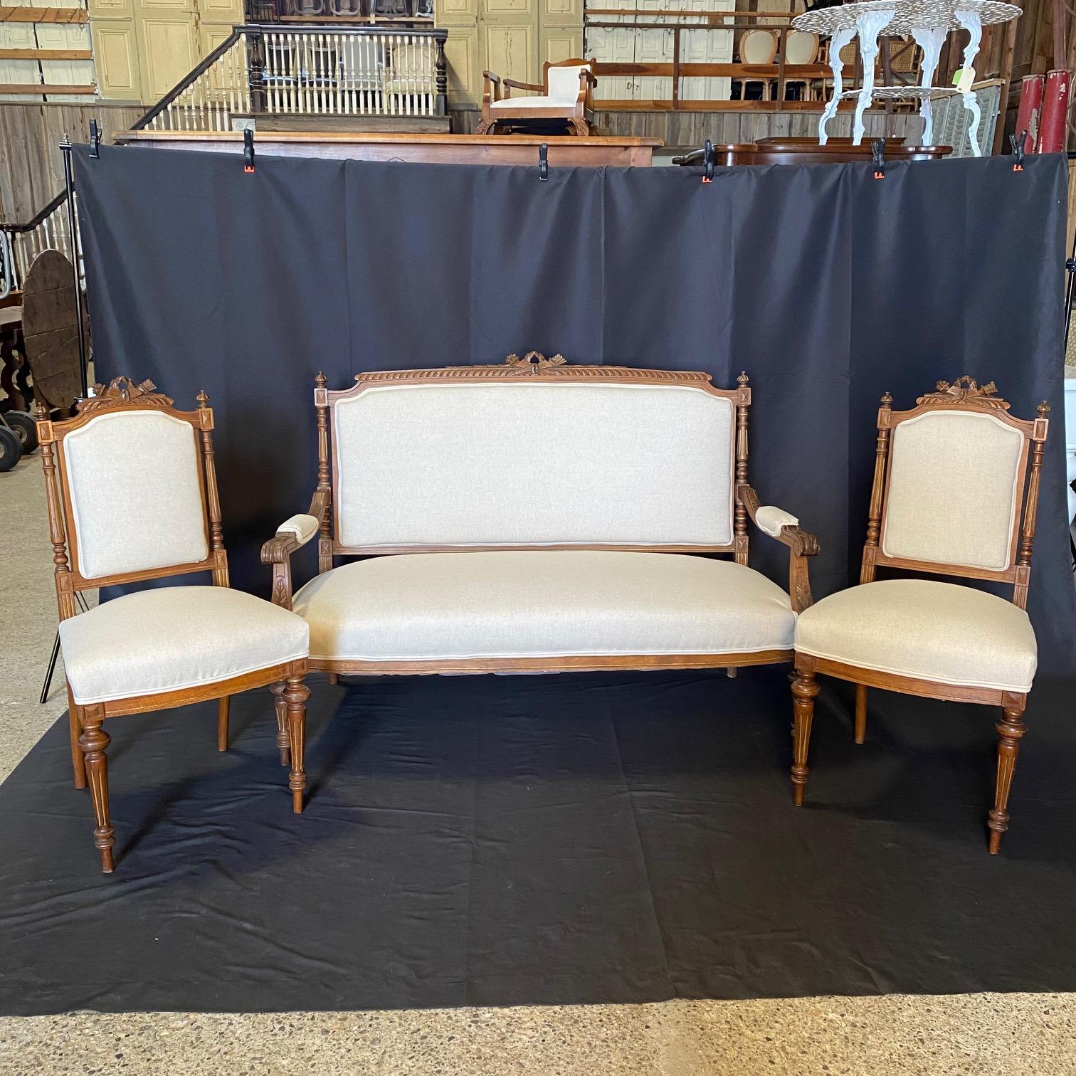 Fauteuil de canapé Louis XVI très élégant de Parlor Suite en vente 5