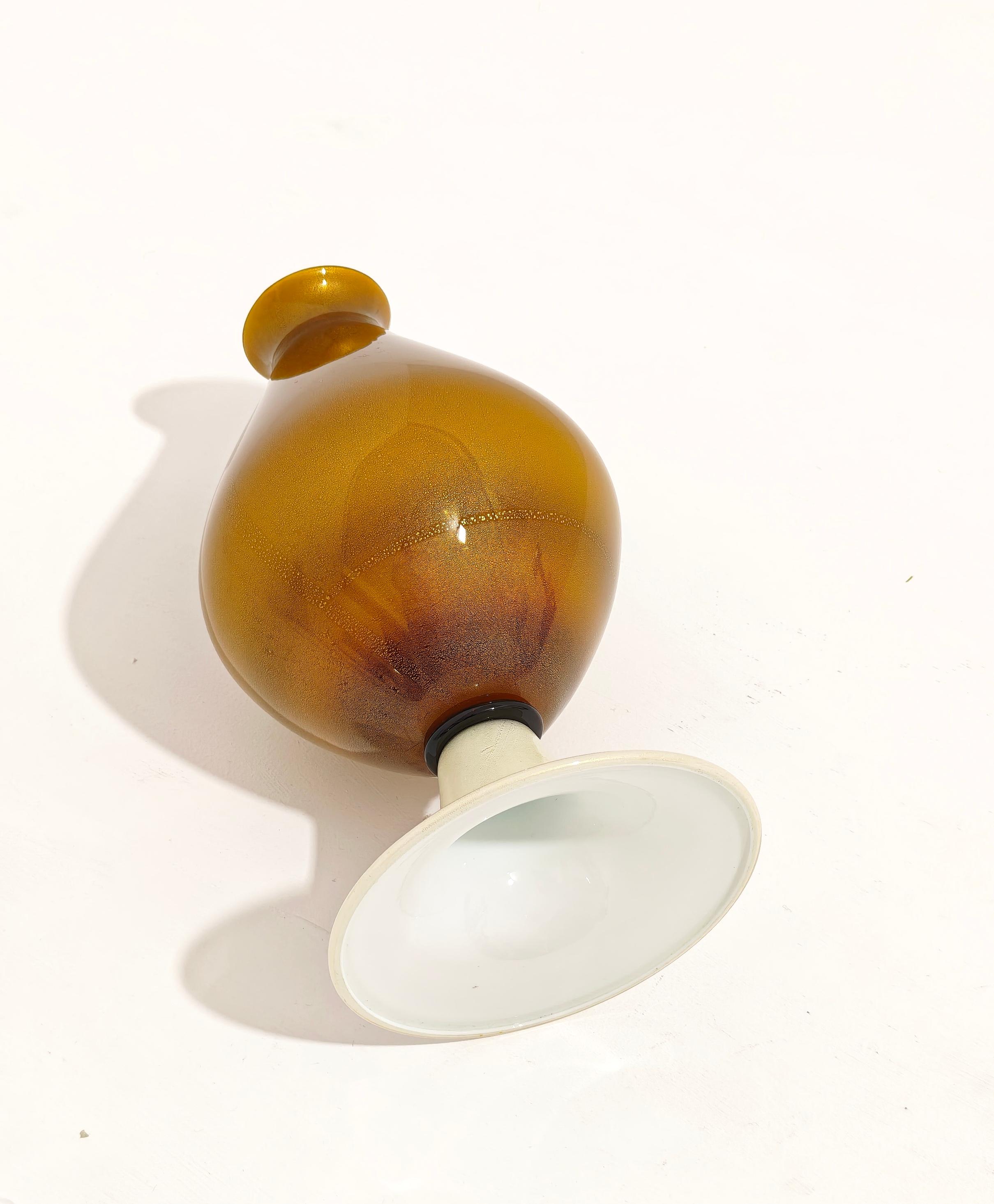 Vase en verre Murano Glass submergé et gainé Made in Italy 60/70s Mid-Century Modern en vente 4