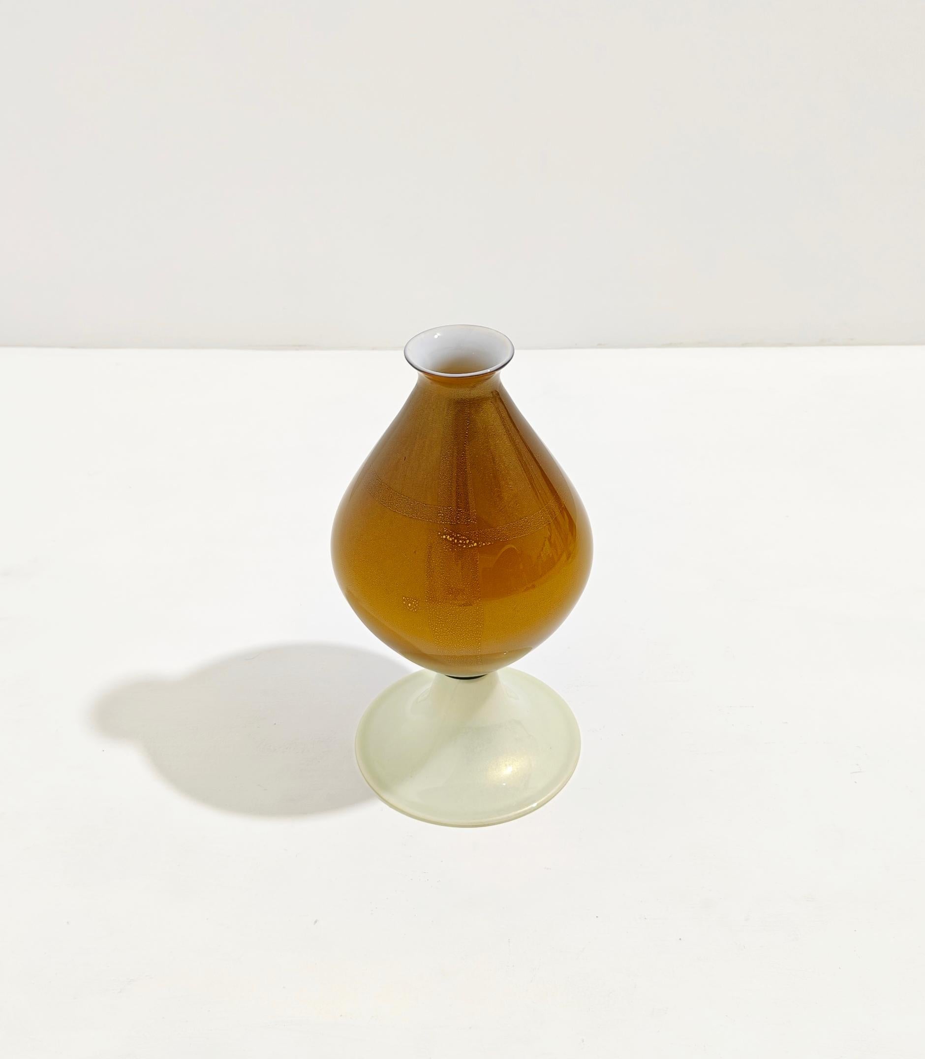 Vase en verre Murano Glass submergé et gainé Made in Italy 60/70s Mid-Century Modern en vente 2