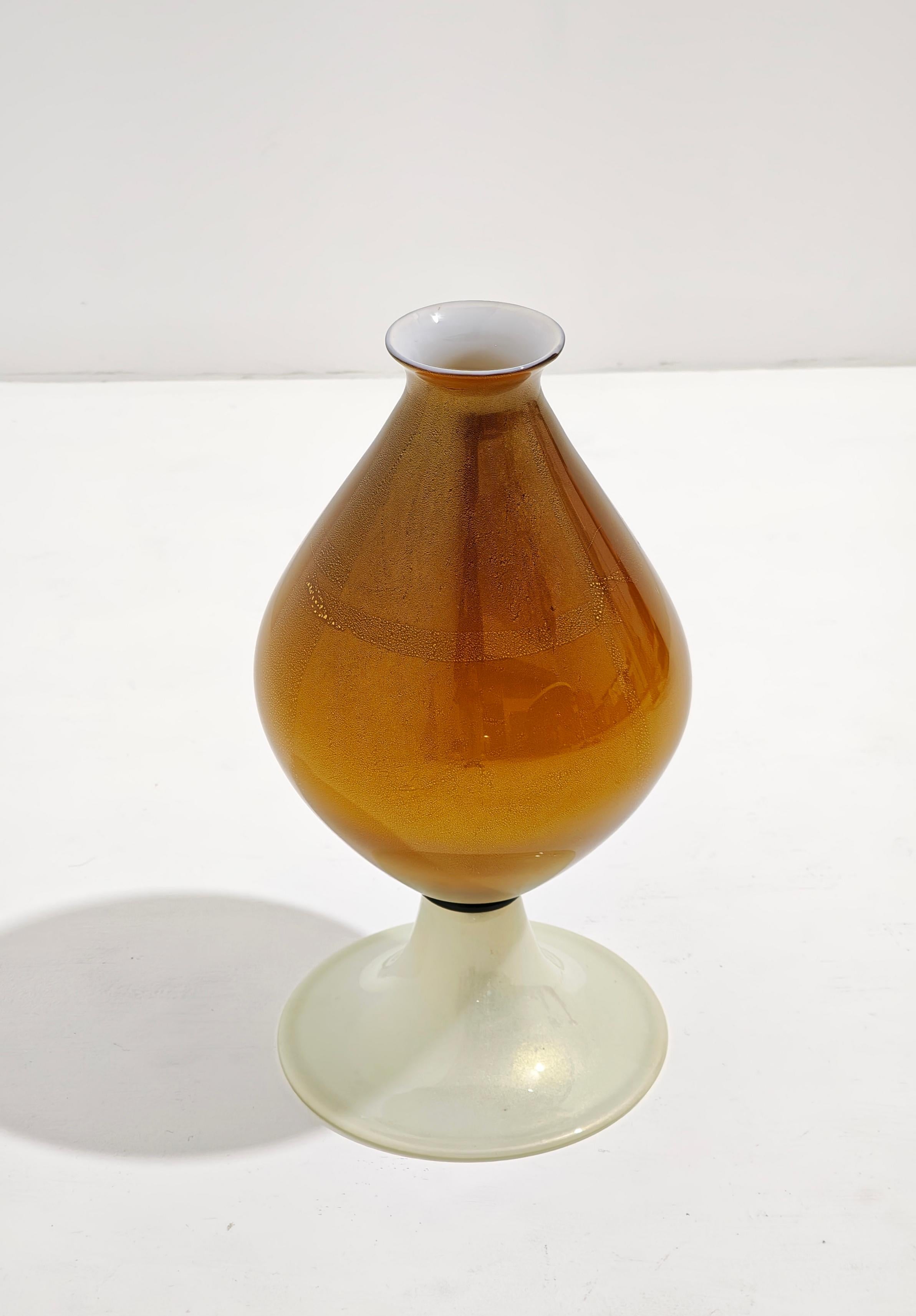 Vase en verre Murano Glass submergé et gainé Made in Italy 60/70s Mid-Century Modern en vente 3