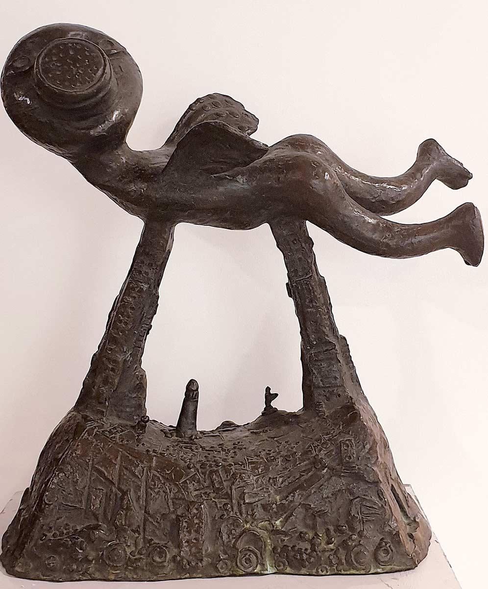 Sculpture figurative en bronze de l'artiste contemporain indien City Bred « En stock » en vente 7