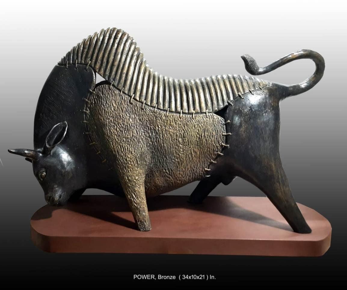 Le pouvoir, le taureau, le bronze, les couleurs brunes de l'artiste indien contemporain « en stock »