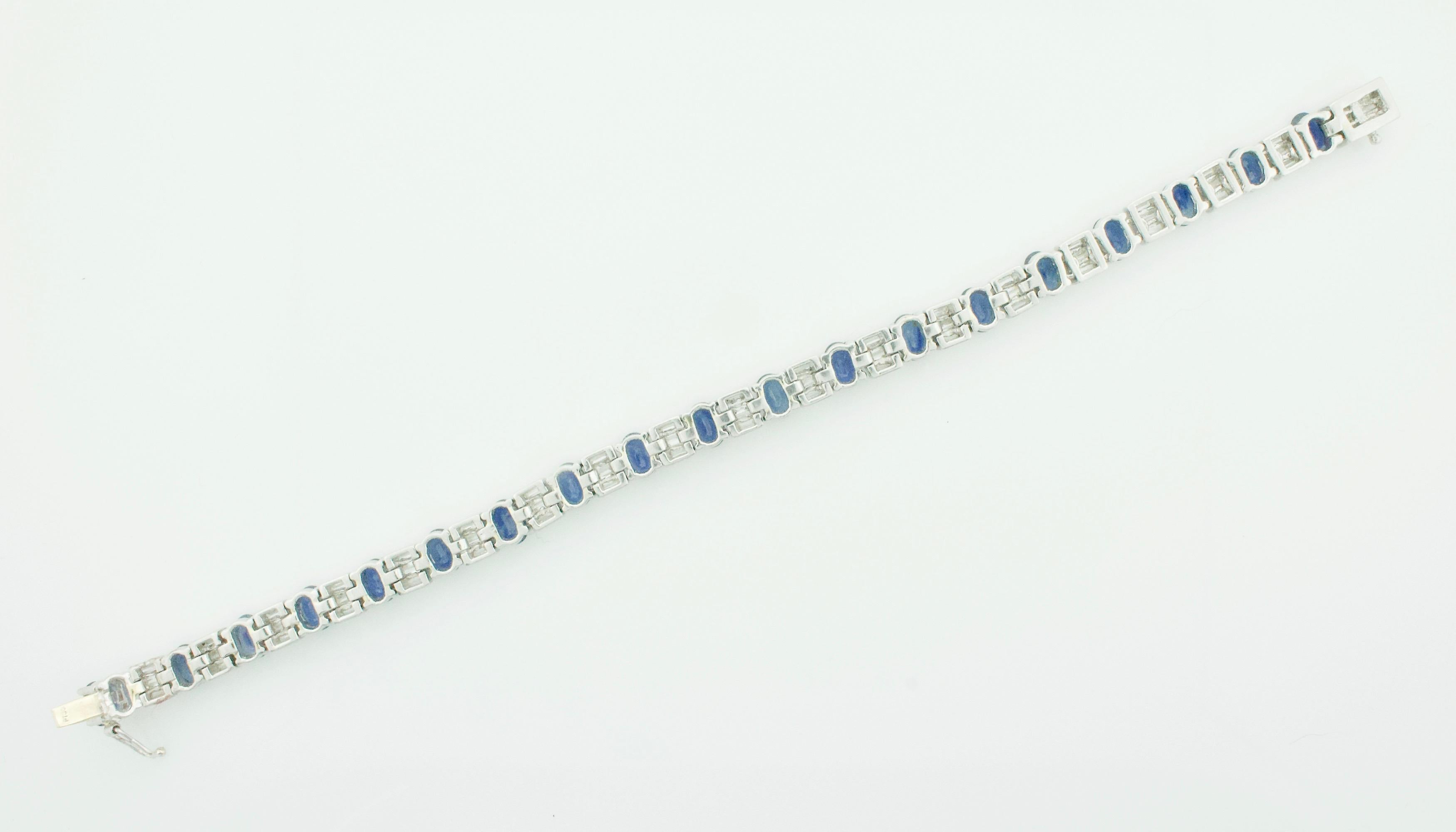 Substancial Sapphire and Diamond Tennis Bracelet 11.00 Carat in Platinum In Excellent Condition For Sale In Wailea, HI