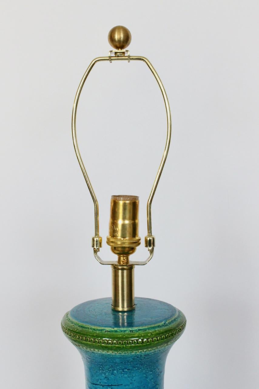 Bemerkenswerte Aldo Londi Bitossi Türkis-Tischlampe mit grünen Streifen auf der Platte, 1950er Jahre im Angebot 1