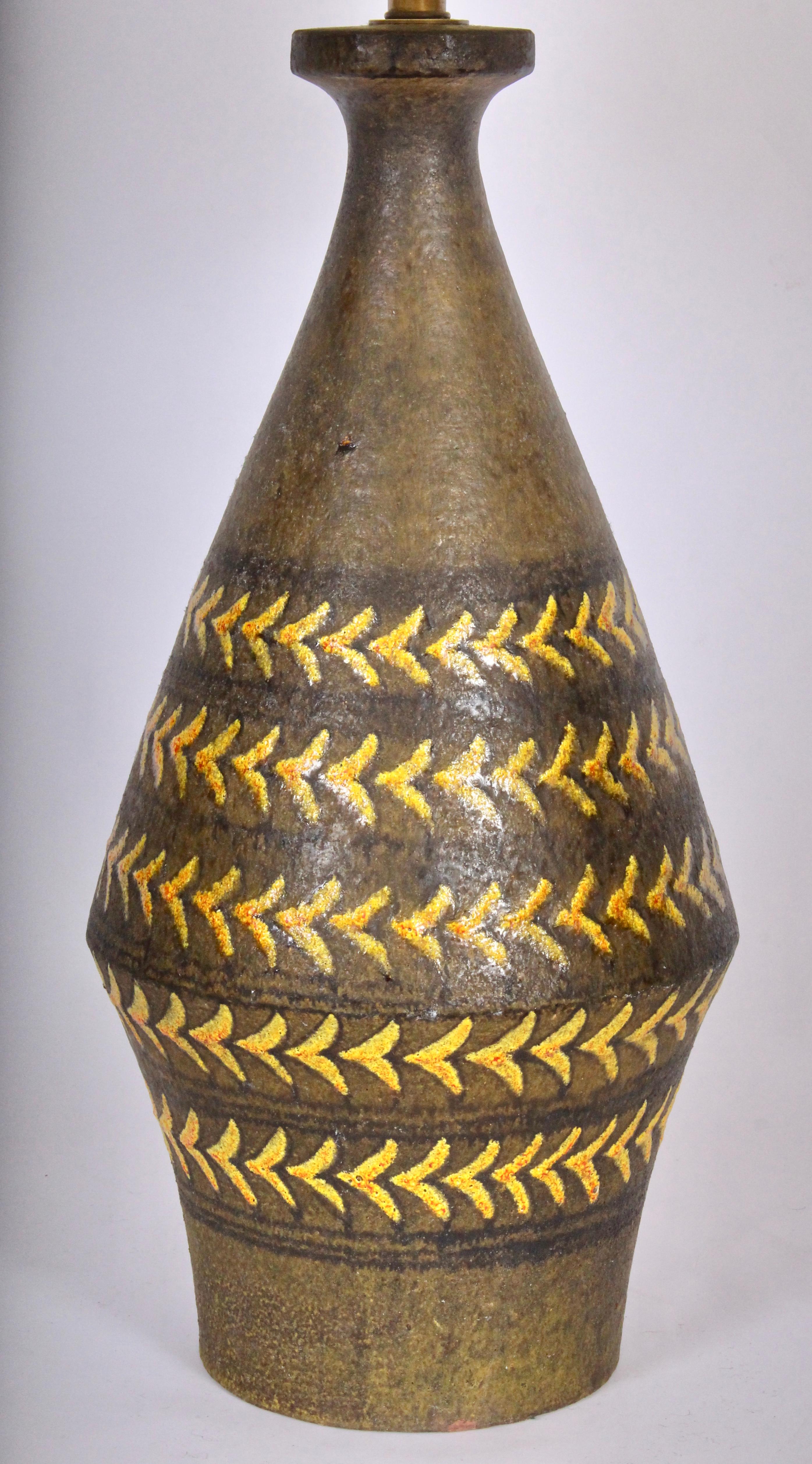 Mid-Century Modern Substantial Aldo Londi for Bitossi Cocoa & Yellow 
