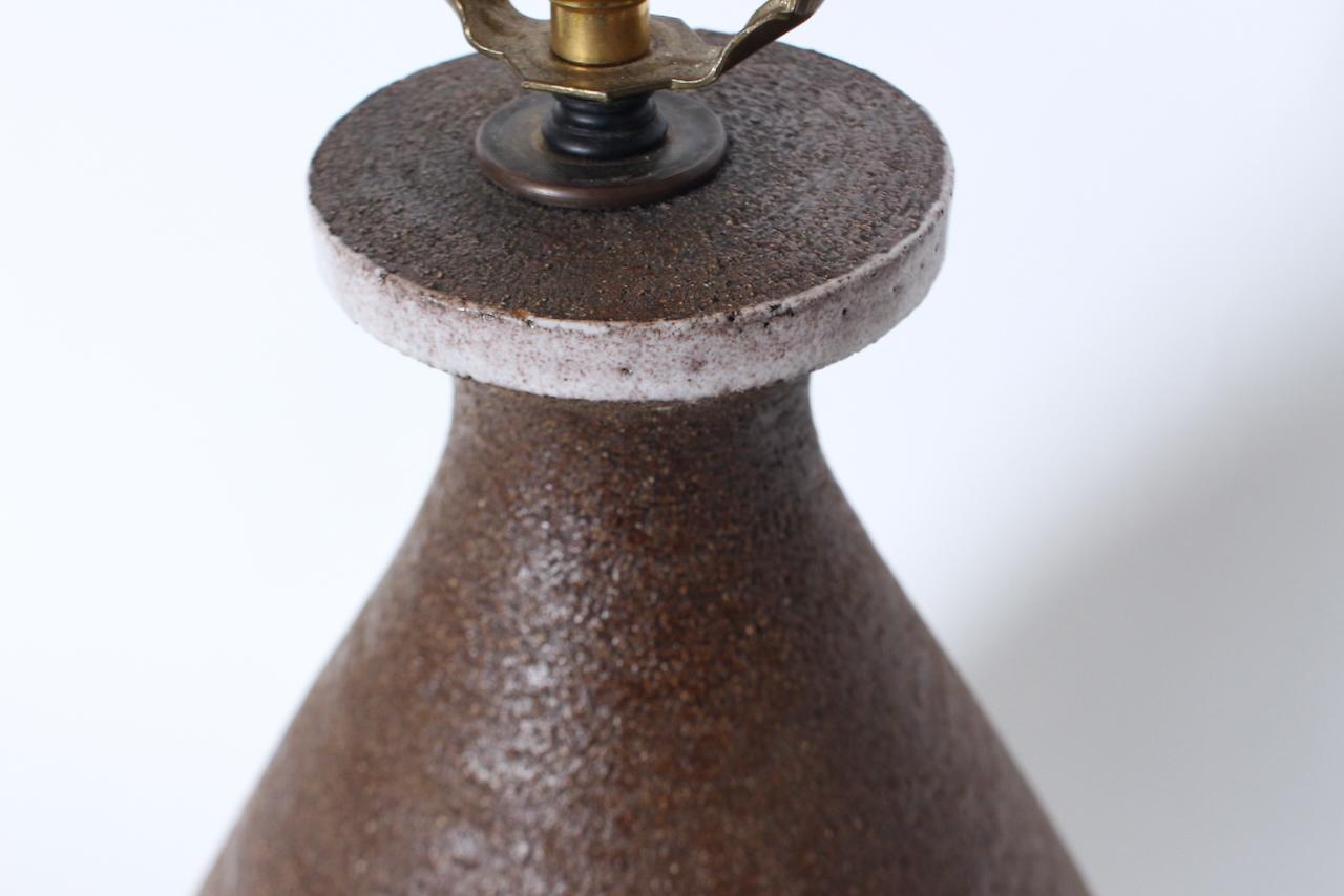 Substantial Aldo Londi for Bitossi Cocoa, Chocolate & Blue Pottery Table Lamp For Sale 5