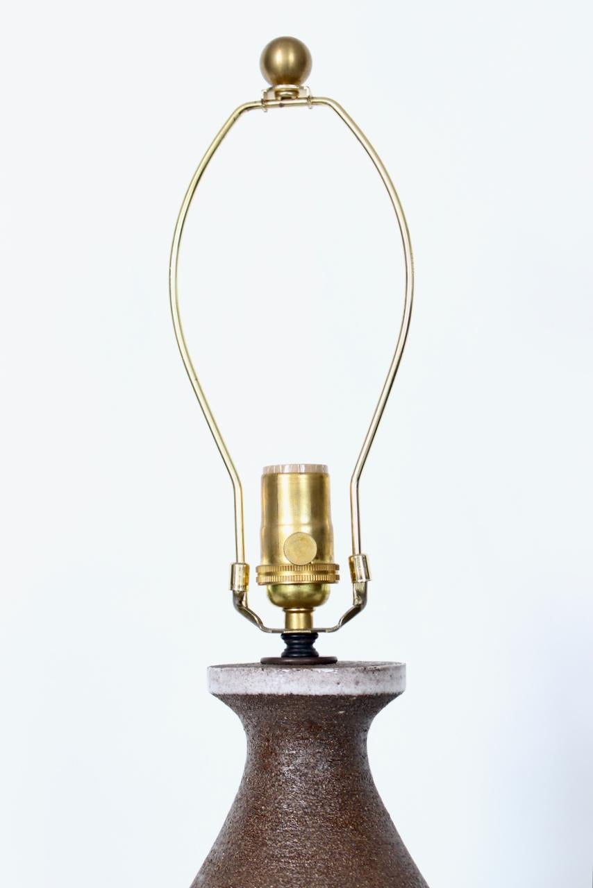 Substantial Aldo Londi for Bitossi Cocoa, Chocolate & Blue Pottery Table Lamp For Sale 6