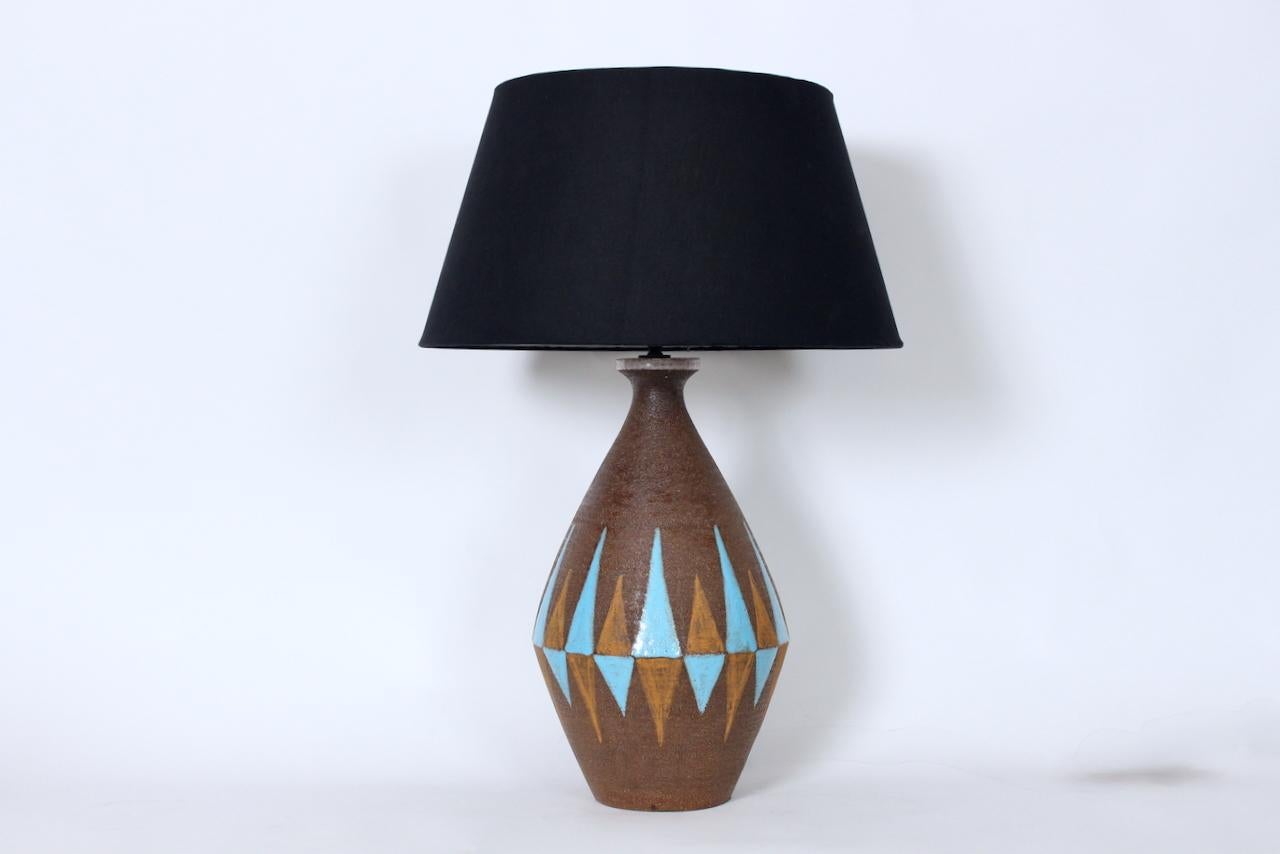 Substantial Aldo Londi for Bitossi Cocoa, Chocolate & Blue Pottery Table Lamp For Sale 10