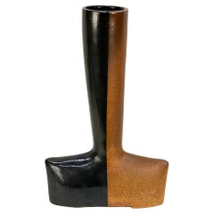 Bemerkenswerte und einzigartige modernistische signierte Studio Pottery-Vase #2, 1970er Jahre