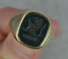 Substantial Bloodstone Intaglio and Yellow Gold Unisex Signet Lion Seal Ring