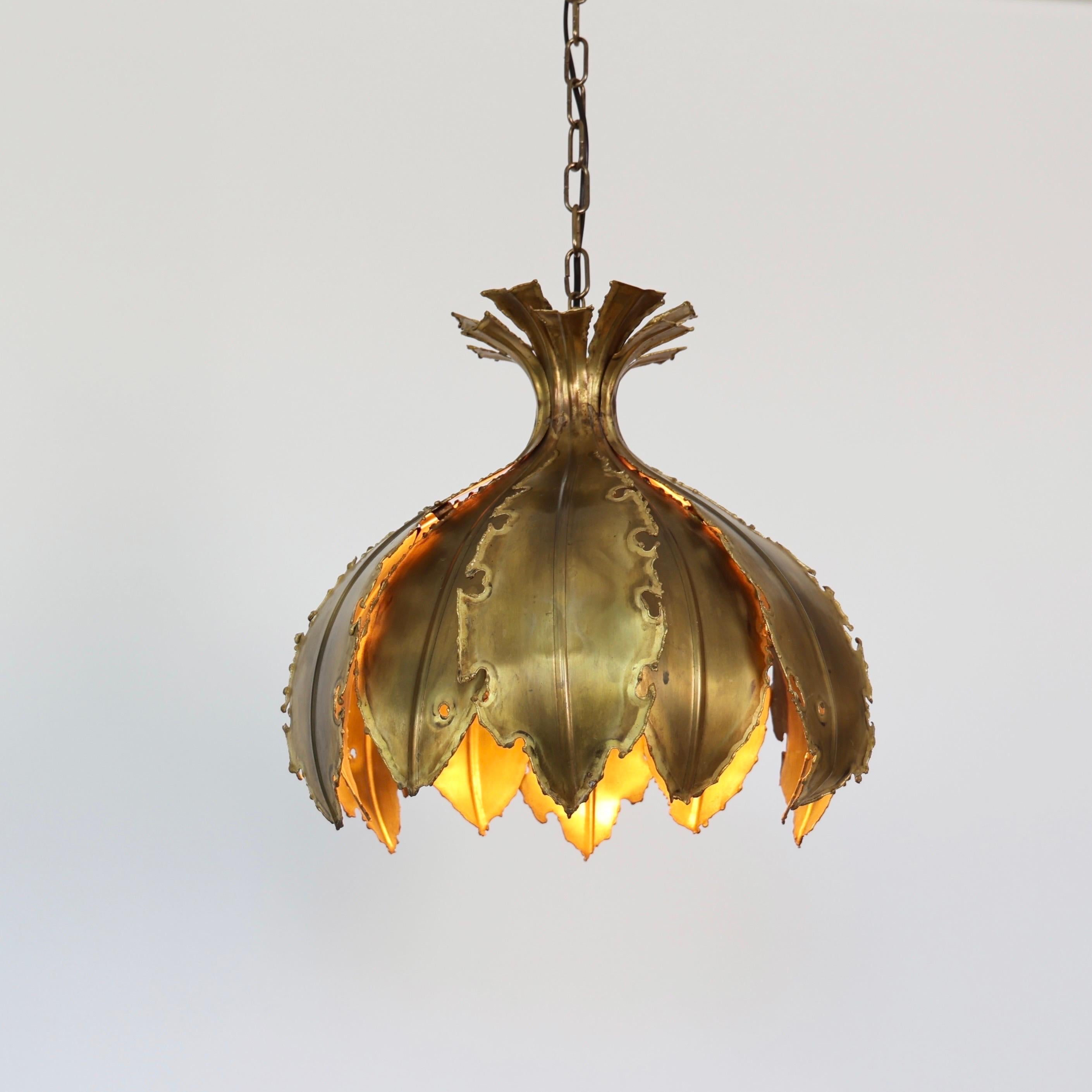 Substantial Brass Pendant Light by Svend Aage Holm Sorensen, 1960s, Denmark In Good Condition For Sale In Værløse, DK