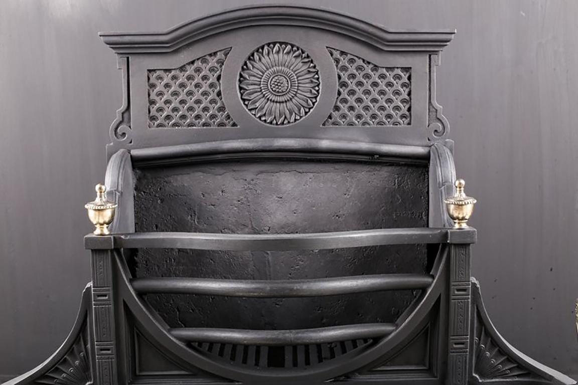 Substantial Cast Iron and Brass Late Georgian Fire Basket Sun Burst, circa 1870 In Good Condition For Sale In London, GB