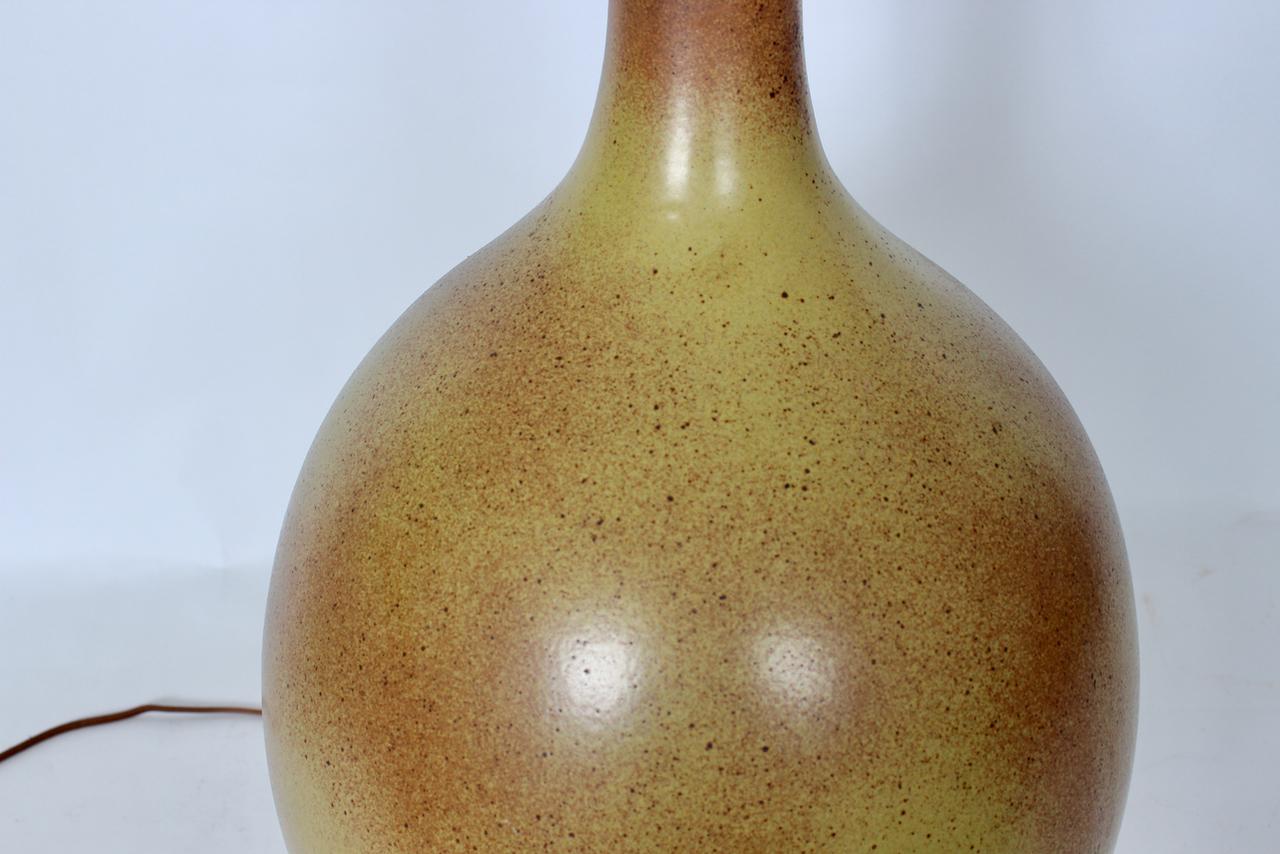 Mid-20th Century Substantial David Cressey Pale Olive & Umber Art Pottery Table Lamp, 1960's For Sale