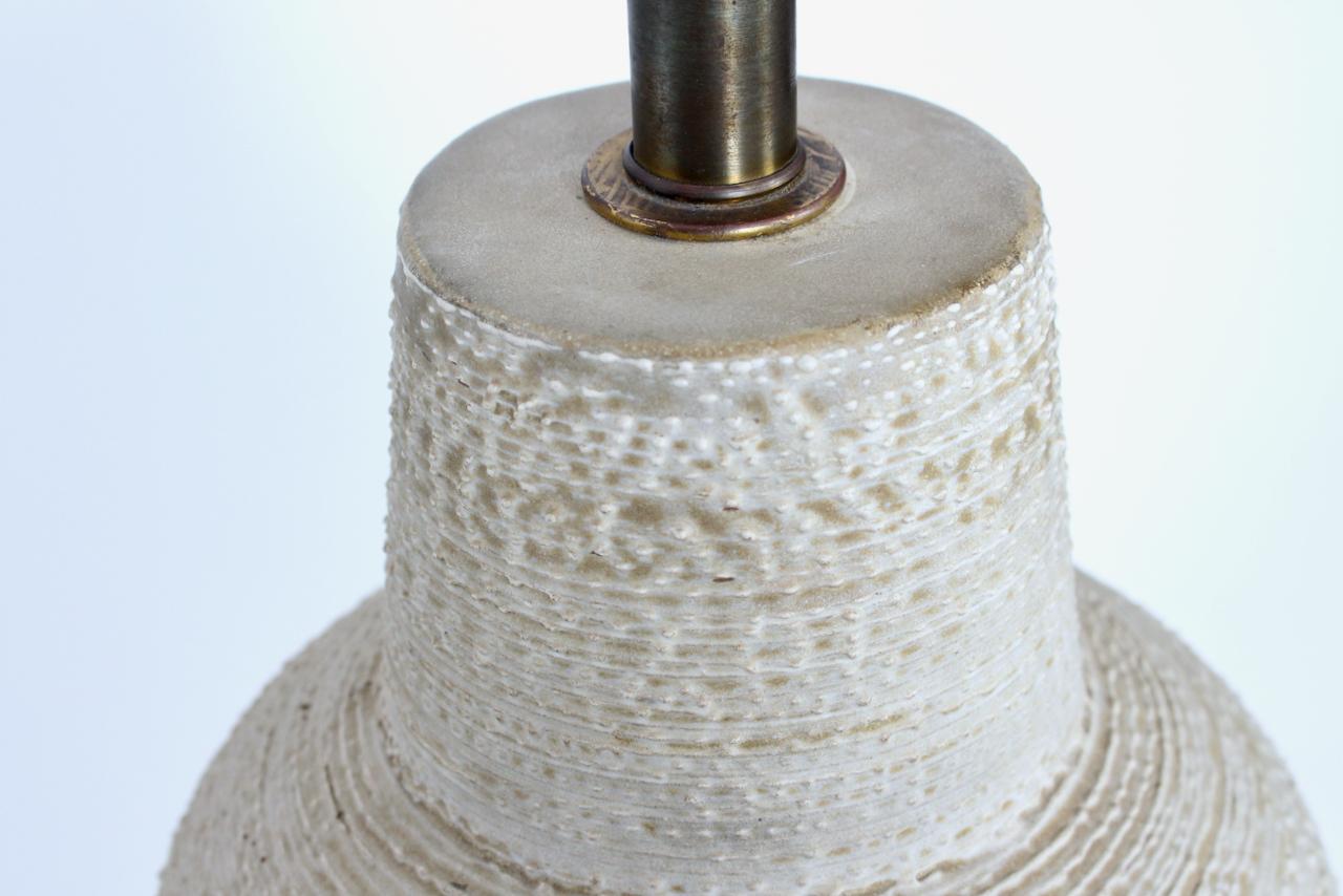 Substantial Design-Technics Textured Cream Glaze Pottery Table Lamp, 1950's For Sale 1