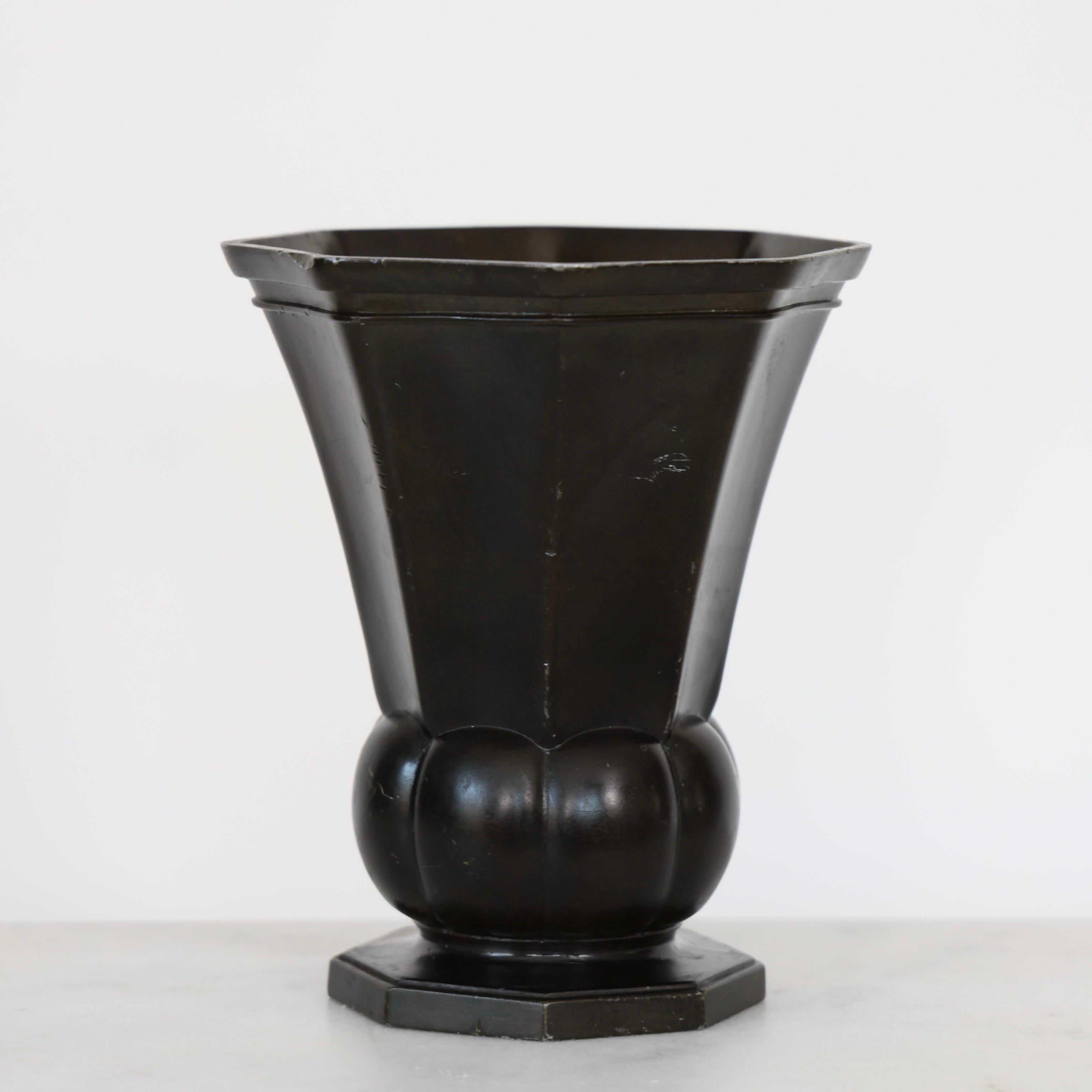 Substantial Diskometal Vase by Just Andersen, 1930s, Denmark In Fair Condition For Sale In Værløse, DK
