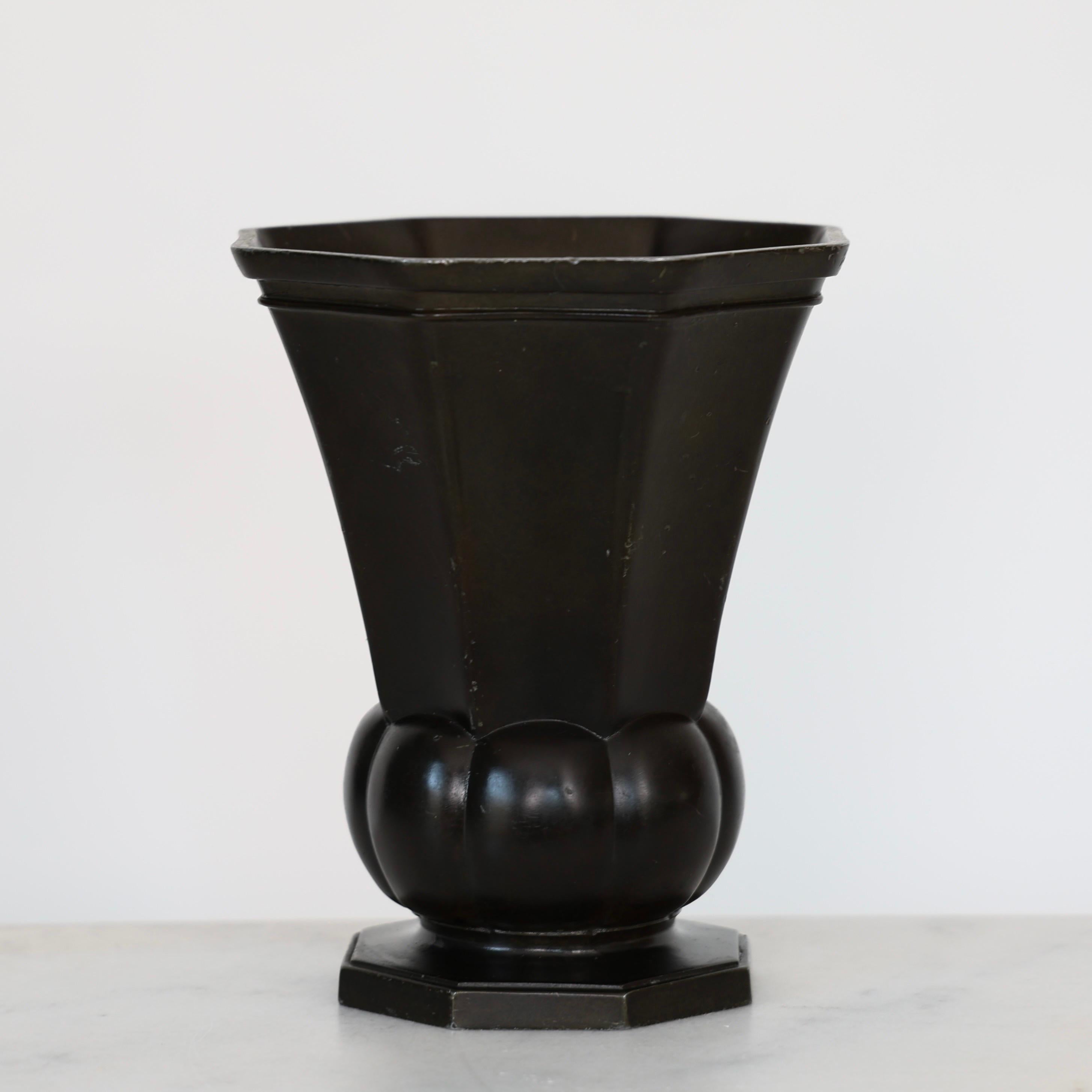 Metal Substantial Diskometal Vase by Just Andersen, 1930s, Denmark For Sale