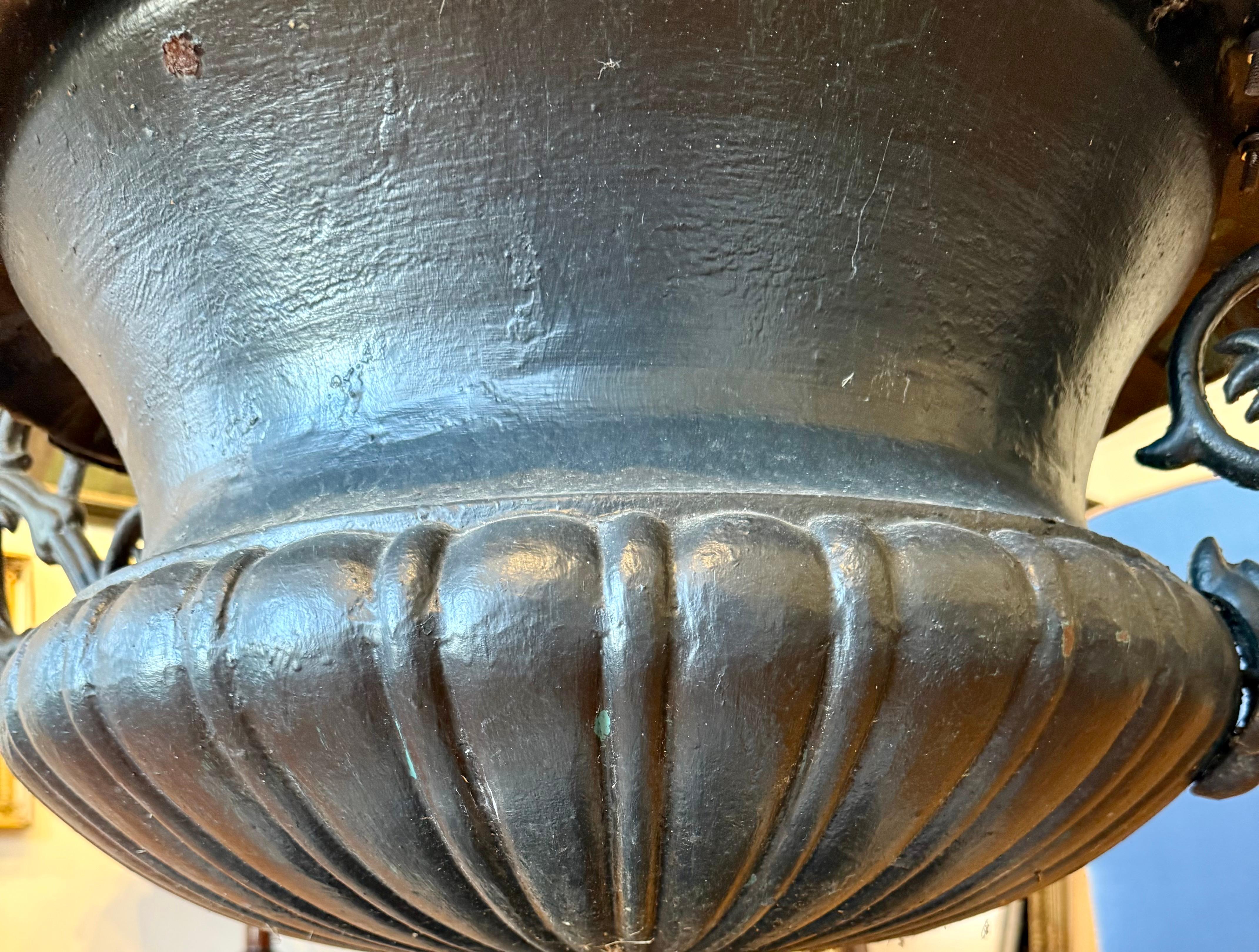 American Substantial Early 20th Century Cast Iron Urn For Sale