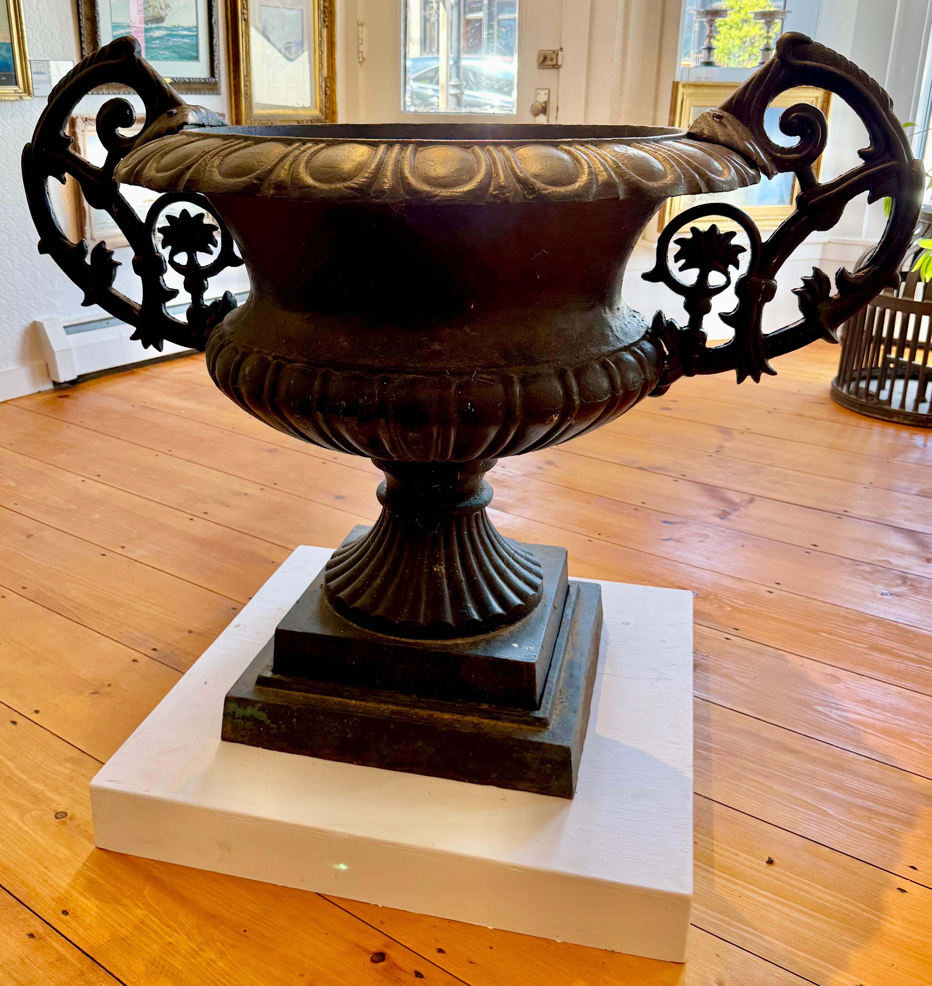 Substantial Early 20th Century Cast Iron Urn In Good Condition For Sale In Wiscasset, ME