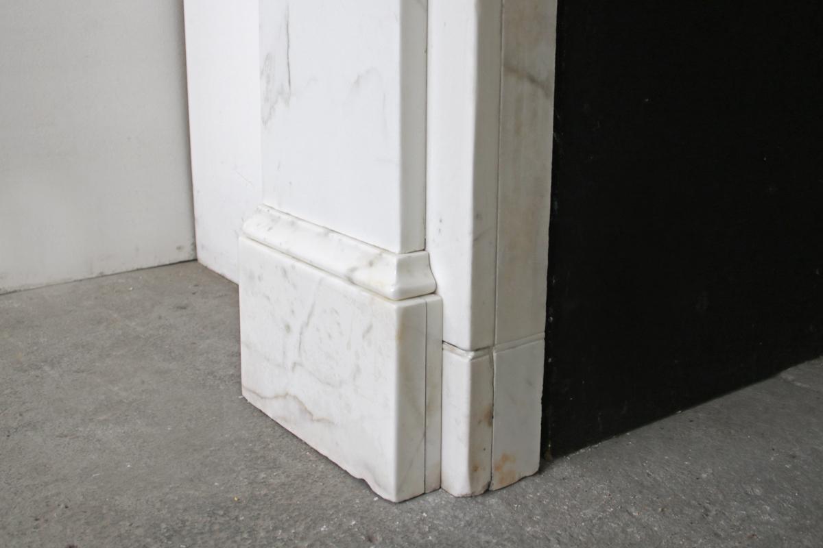 Substantial Early Victorian Statuary Marble Fireplace Surround For Sale 3