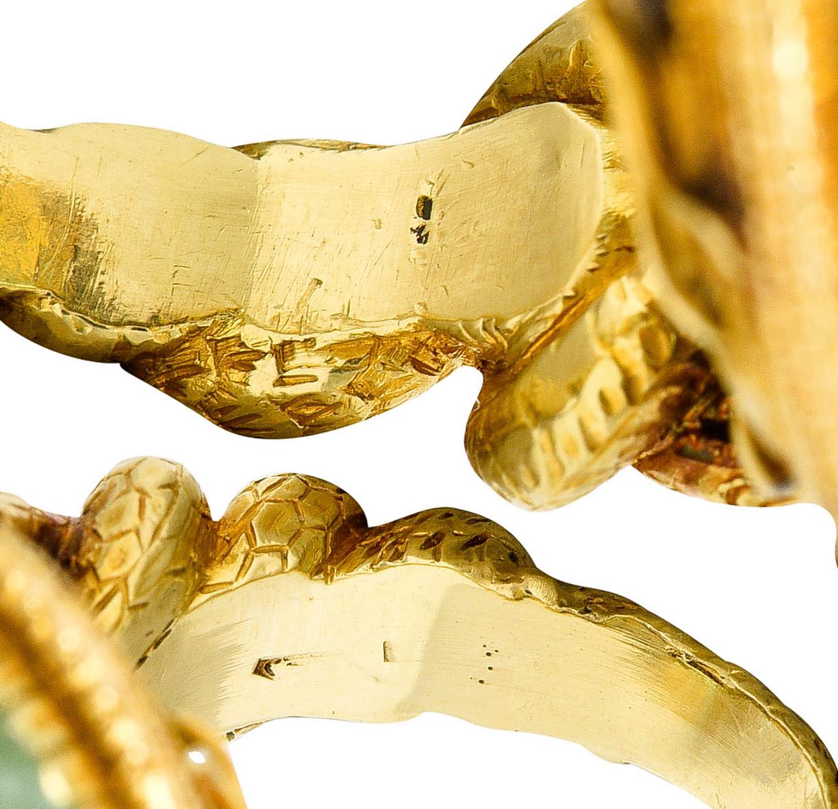 Substantial Emerald 22 Karat Gold Snake Gemstone Ring 1