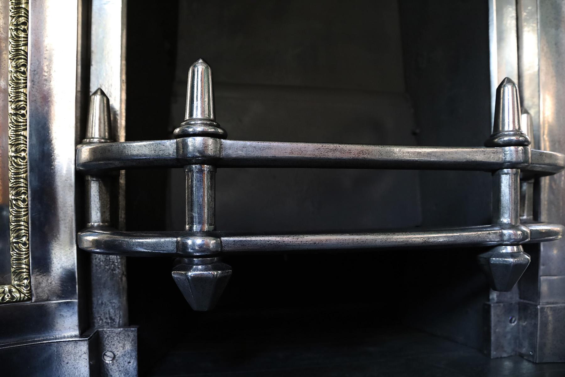 Rejilla de registro de acero pulido inglés sustancial Inglés en venta