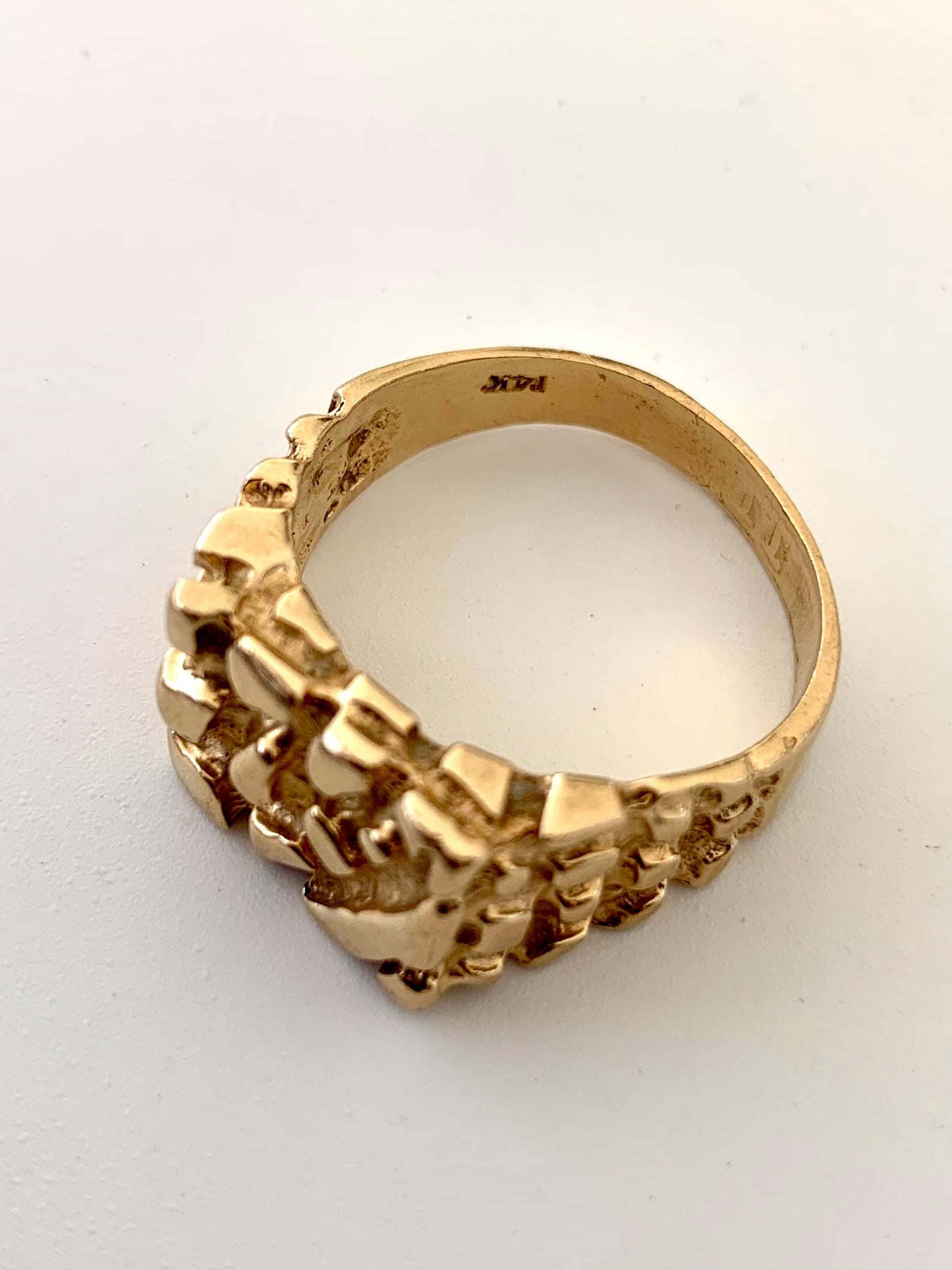 Anello Signet in oro giallo 14K con pepita d'oro di proprietà, anni '70 In condizioni buone in vendita a New York, NY
