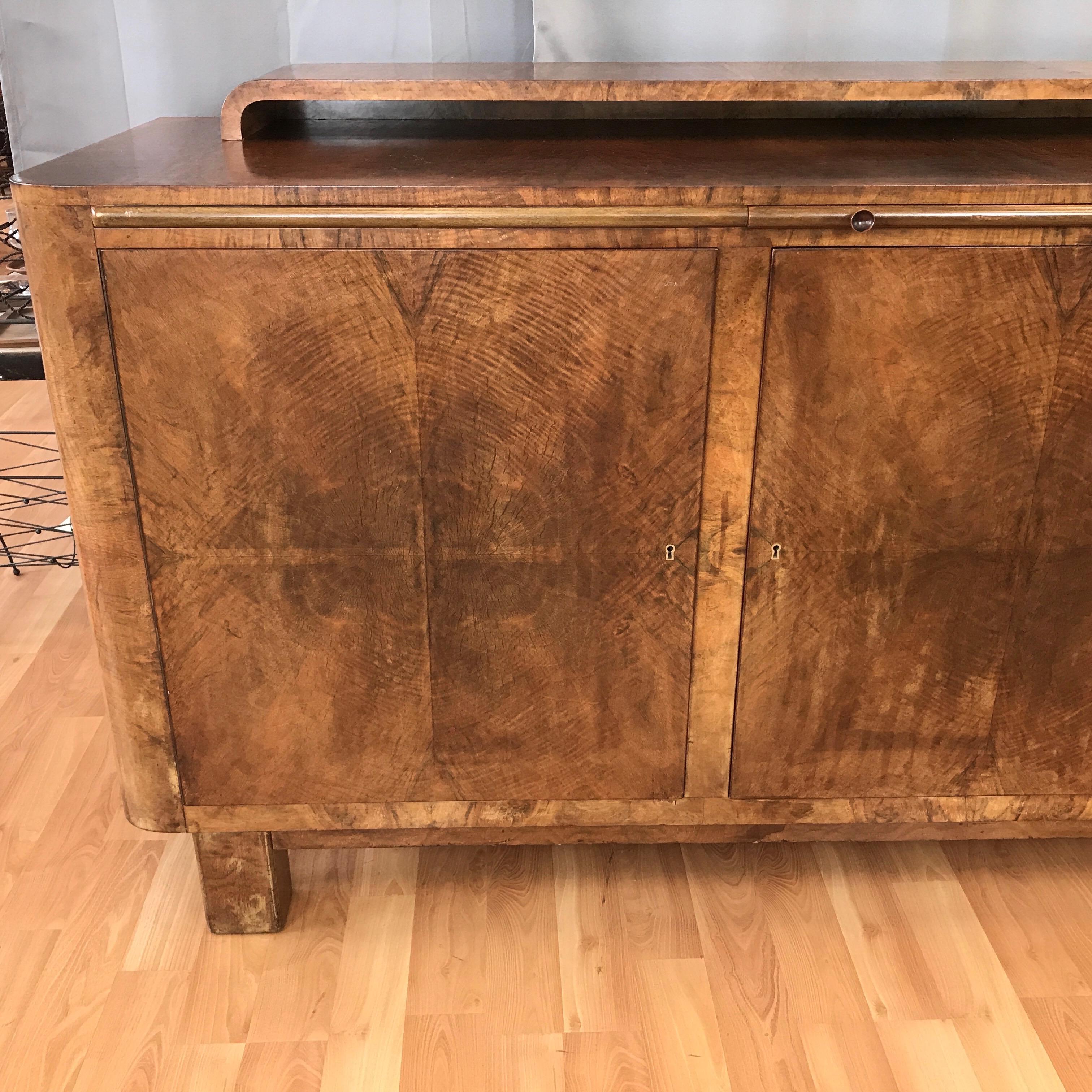 Substantial German Art Deco Buffet in Finely Figured French Walnut 1