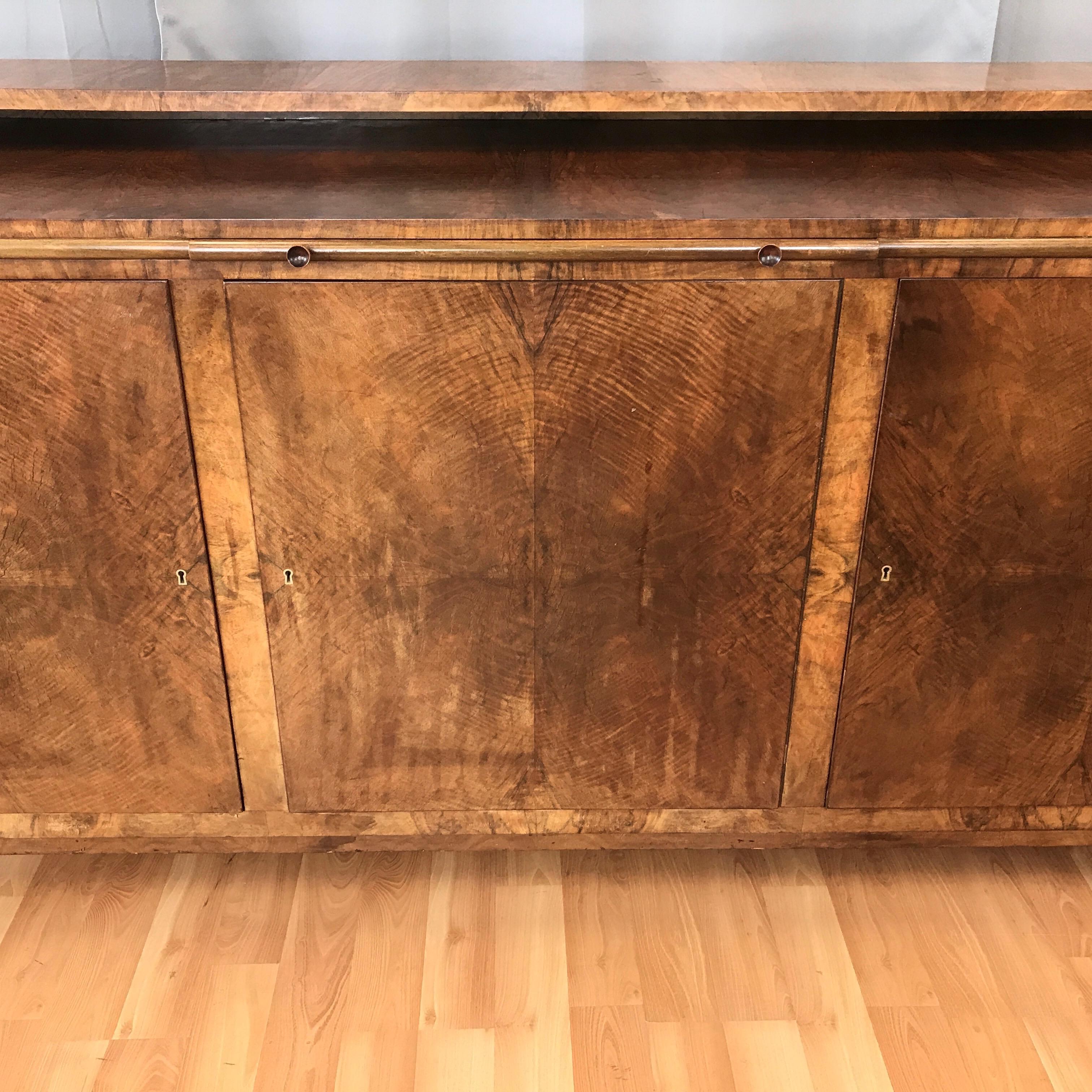 Substantial German Art Deco Buffet in Finely Figured French Walnut 2