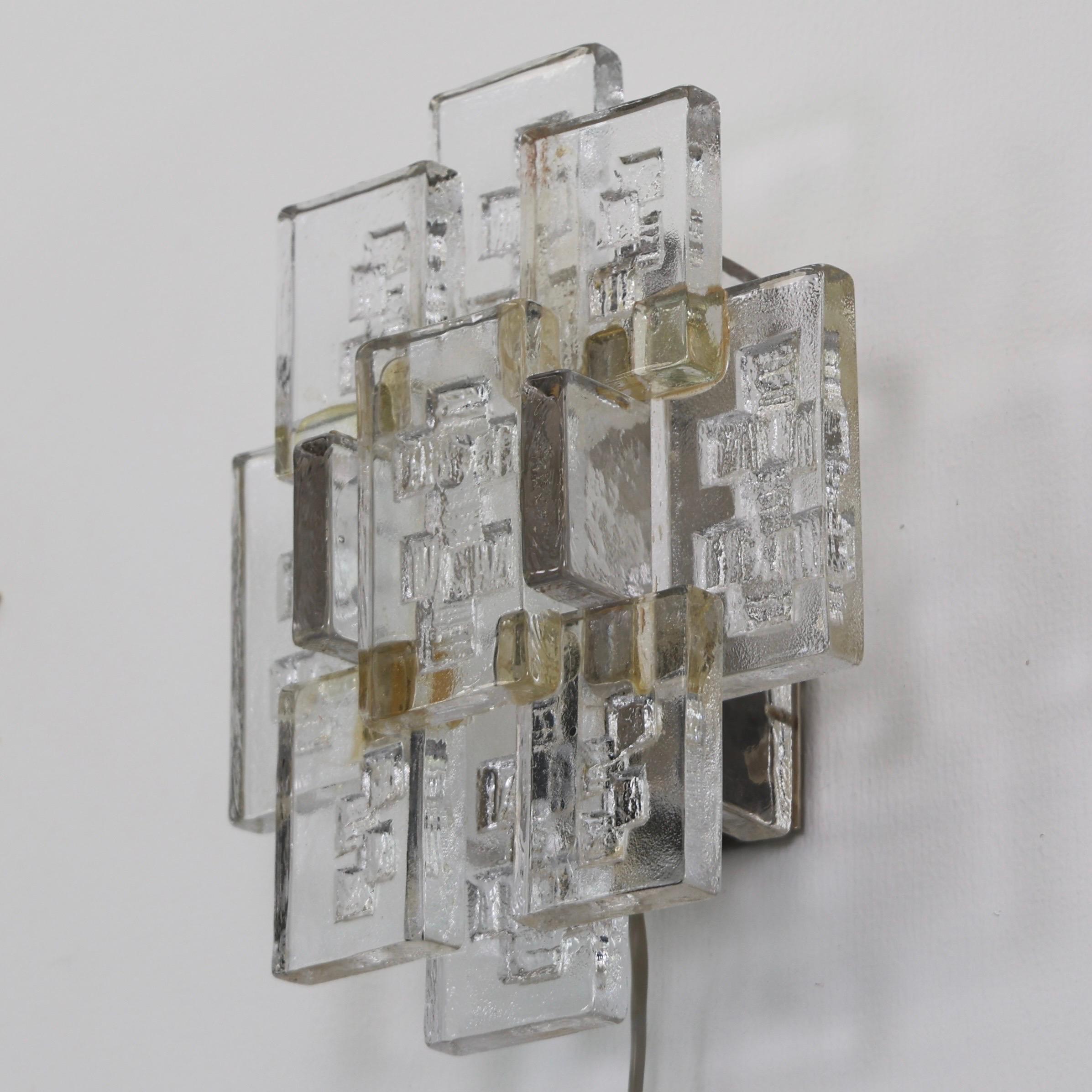Substantial Glass Sconce by Holm Sørensen, 1960s, Denmark im Zustand „Relativ gut“ im Angebot in Værløse, DK