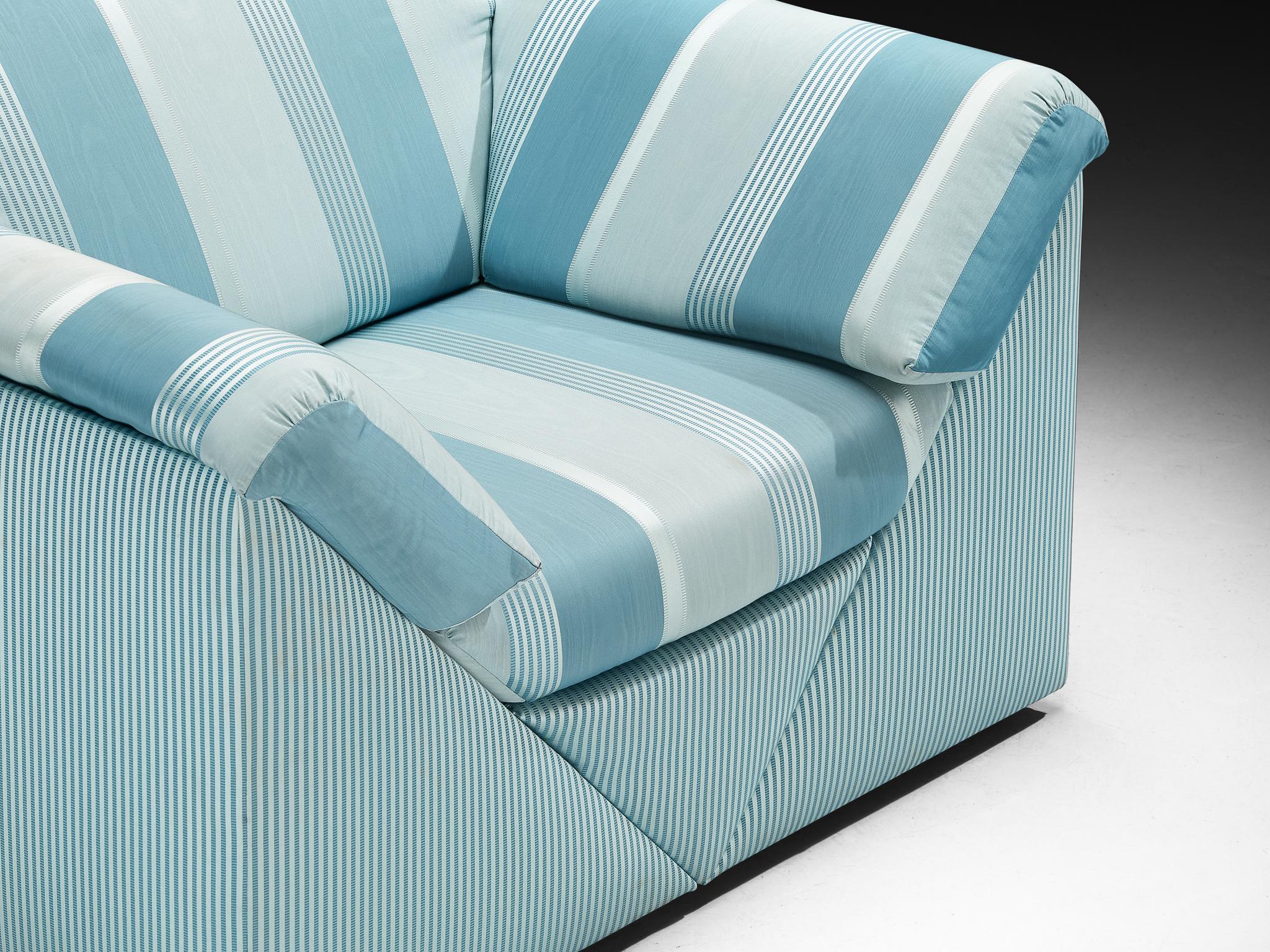 Postmoderne Substantielle chaise longue à rayures délicates vertes et bleues en vente