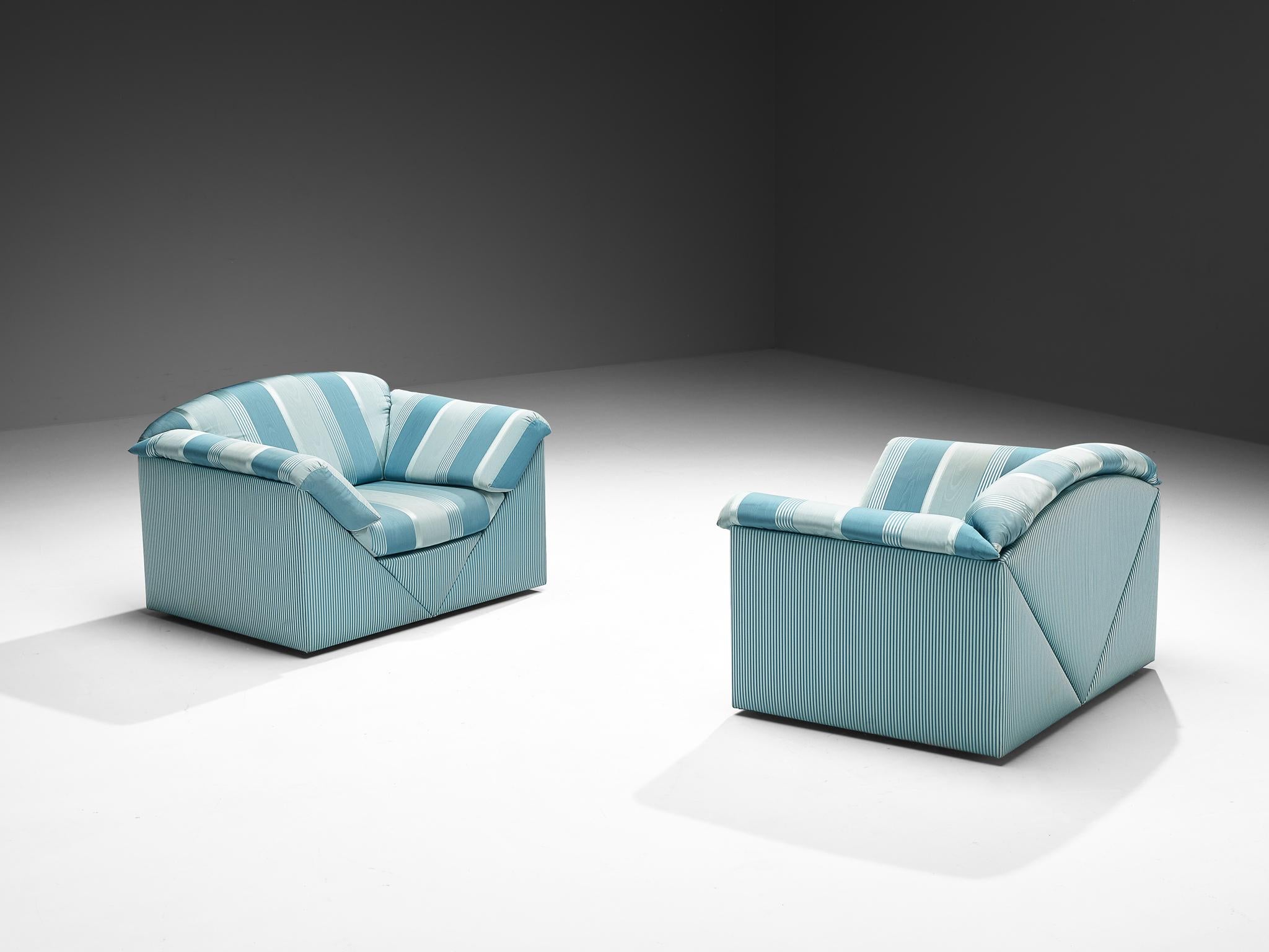 Substantielles chaises longues à revêtement délicat rayé vert bleu en vente 1