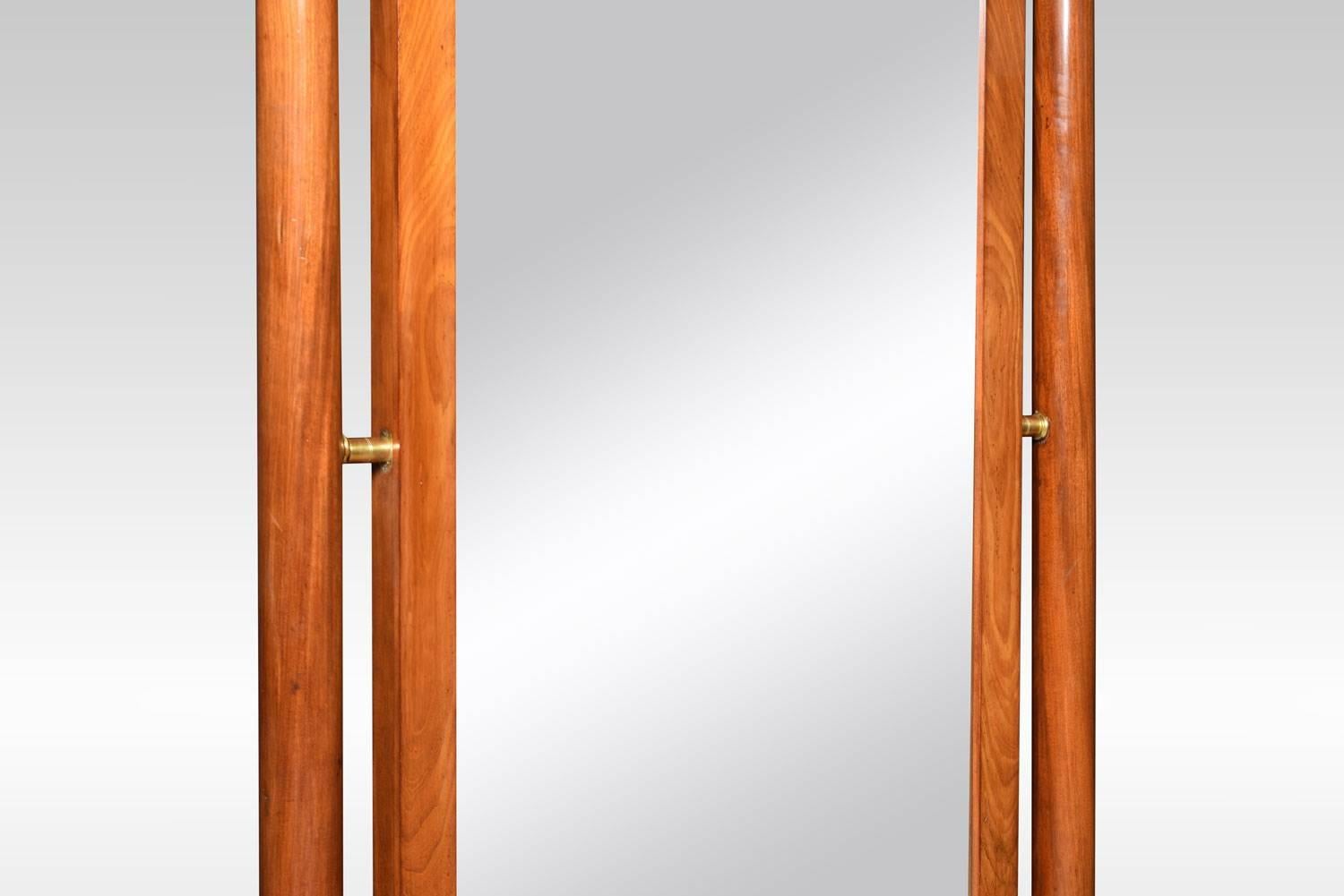 Großer Empire-Cheval-Spiegel aus Mahagoni im Zustand „Gut“ im Angebot in Cheshire, GB