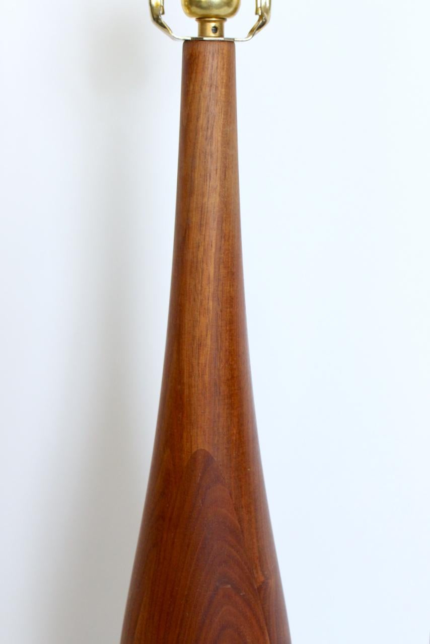 Substantial Mel Smilow Attributed Staved Solid Walnut Table Lamp, circa 1960 For Sale 7