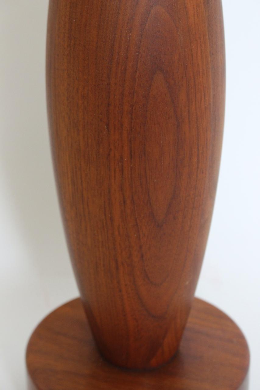 Substantial Mel Smilow Attributed Staved Solid Walnut Table Lamp, circa 1960 For Sale 9