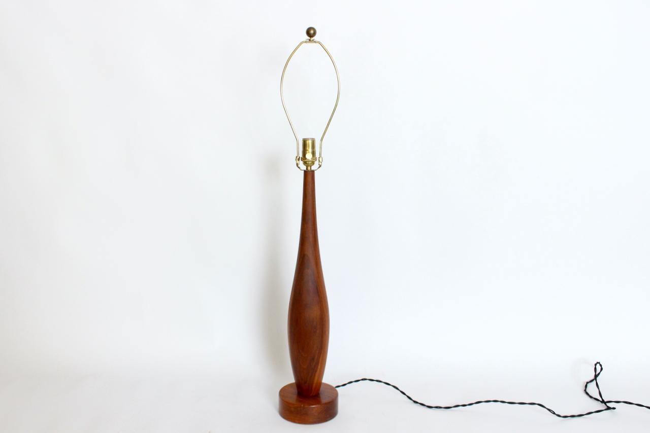 American Substantial Mel Smilow Attributed Staved Solid Walnut Table Lamp, circa 1960 For Sale