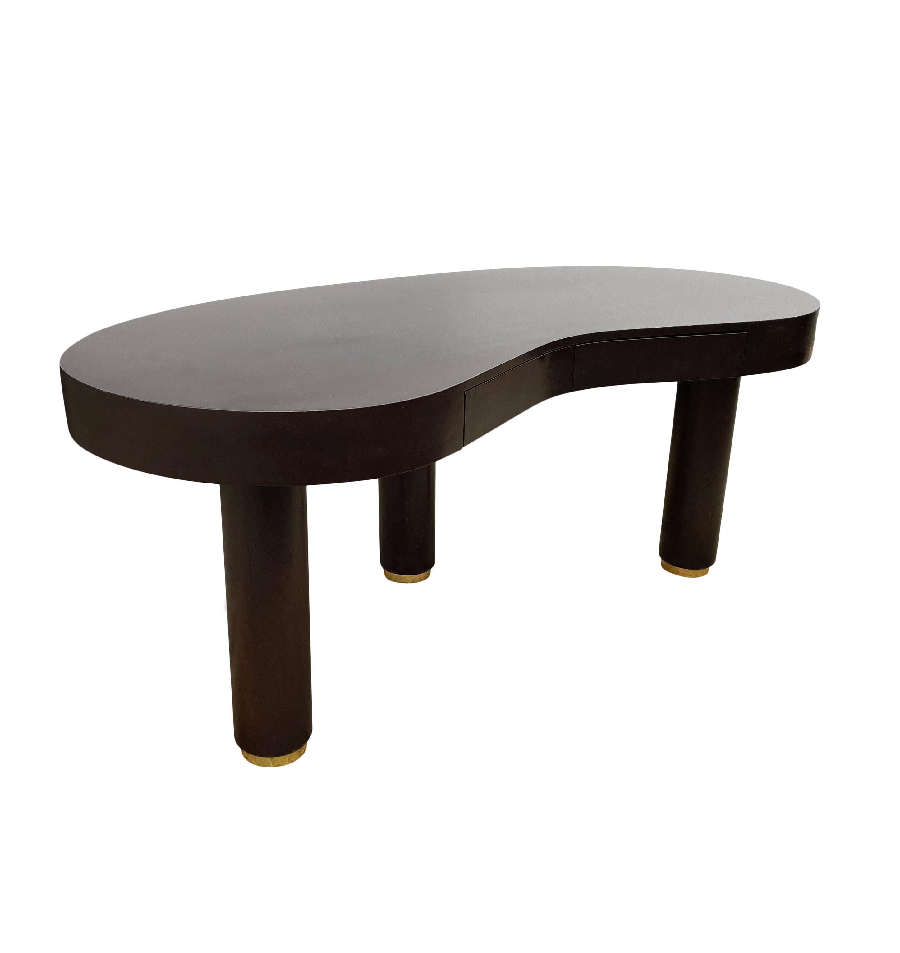 American Substantial Mid-Century Modern Kidney Shape Executive Desk after Gilbert Rohde