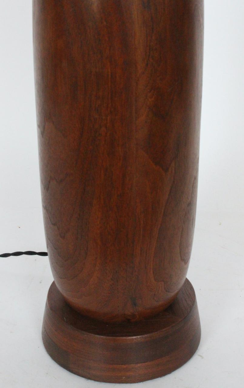 Substantial New Hope School Solid Walnut Table Lamp, circa 1960 For Sale 8