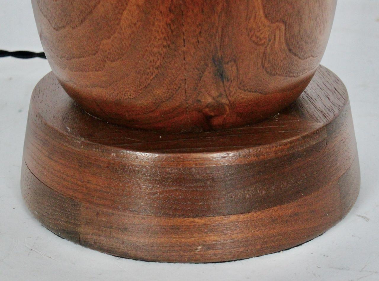 Substantial New Hope School Solid Walnut Table Lamp, circa 1960 For Sale 10