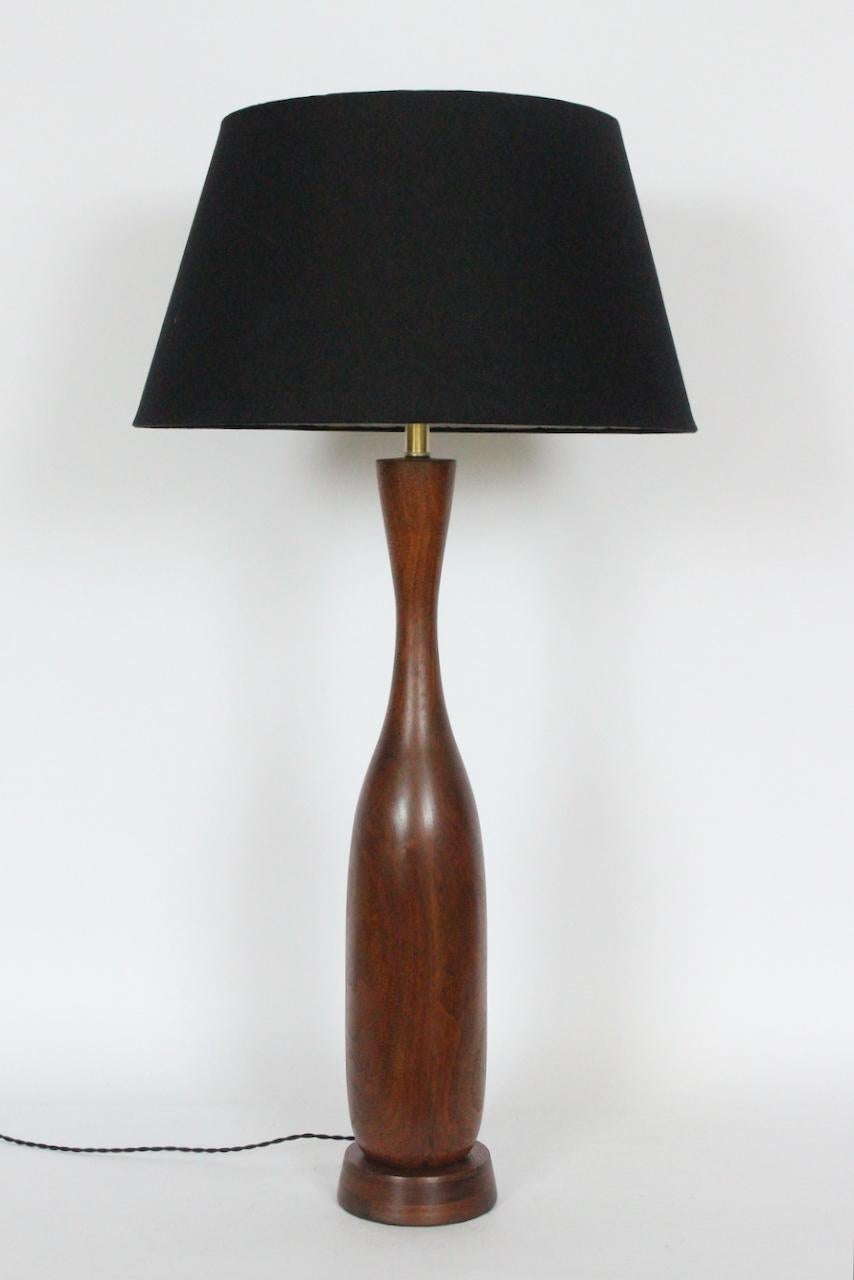American Substantial New Hope School Solid Walnut Table Lamp, circa 1960 For Sale